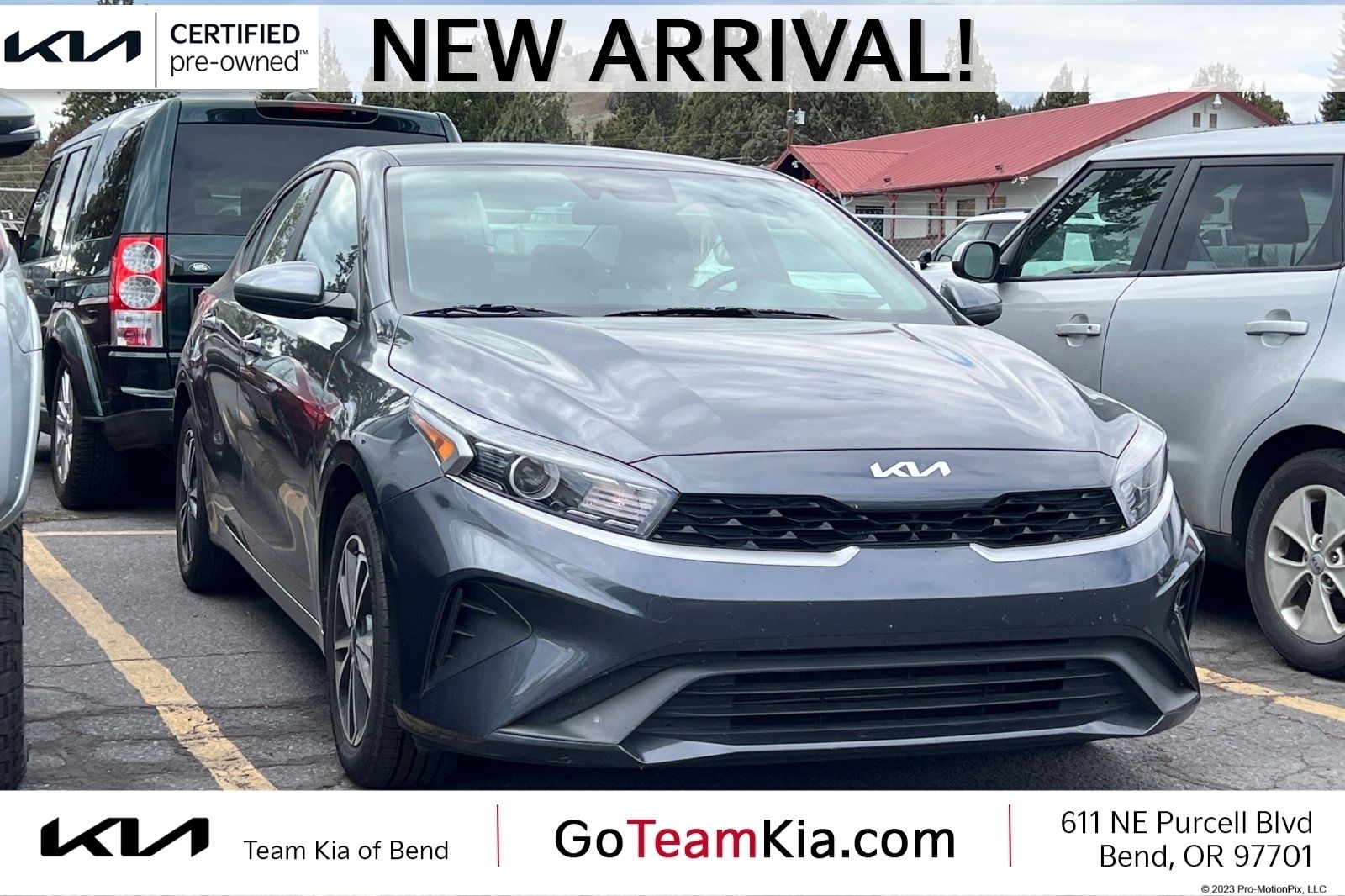 Gravity Gray 2024 Kia Forte LXS FWD Sedan Front-Wheel Drive Continuously Variable Transmission