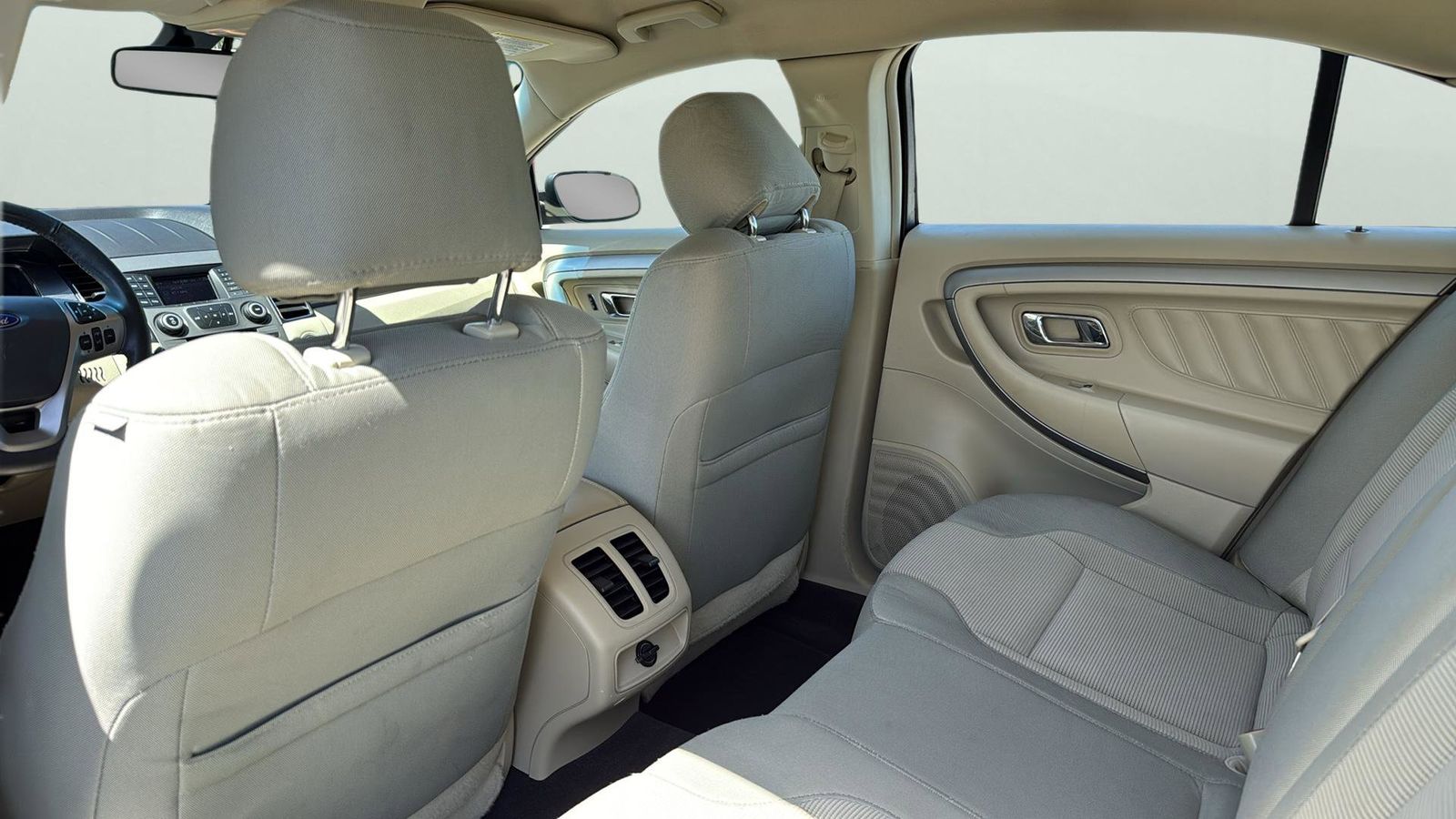 Used Car 2014 Ford Taurus  Sel For Sale Under $10,000 In Austin, Texas