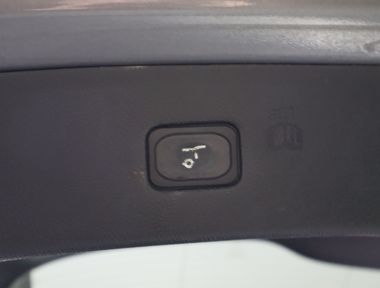 2022 Ford Edge Titanium photo