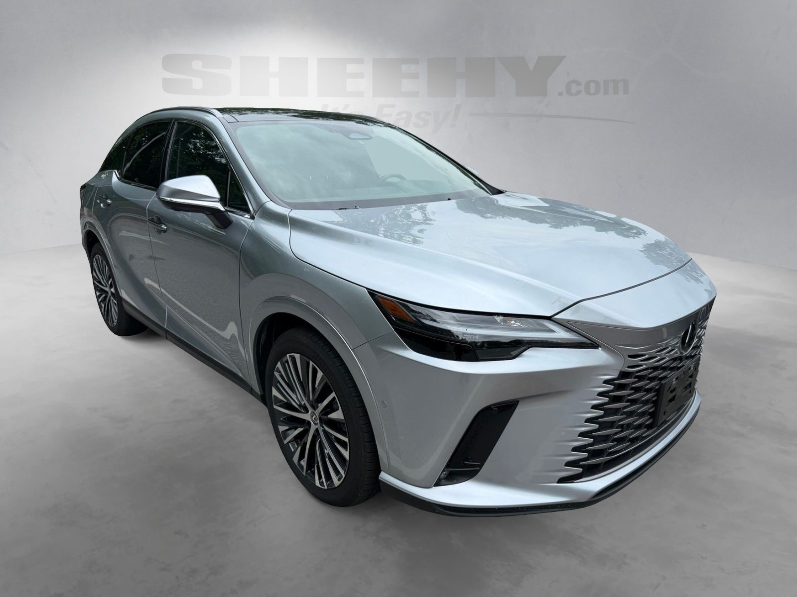 Used 2025 Silver Lexus 350h Premium Plus image 2