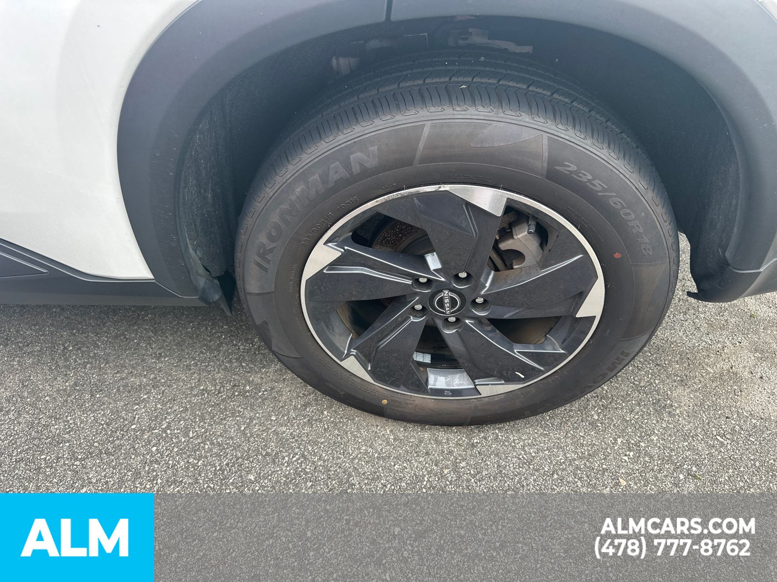 Used 2025 White Nissan SV image 13