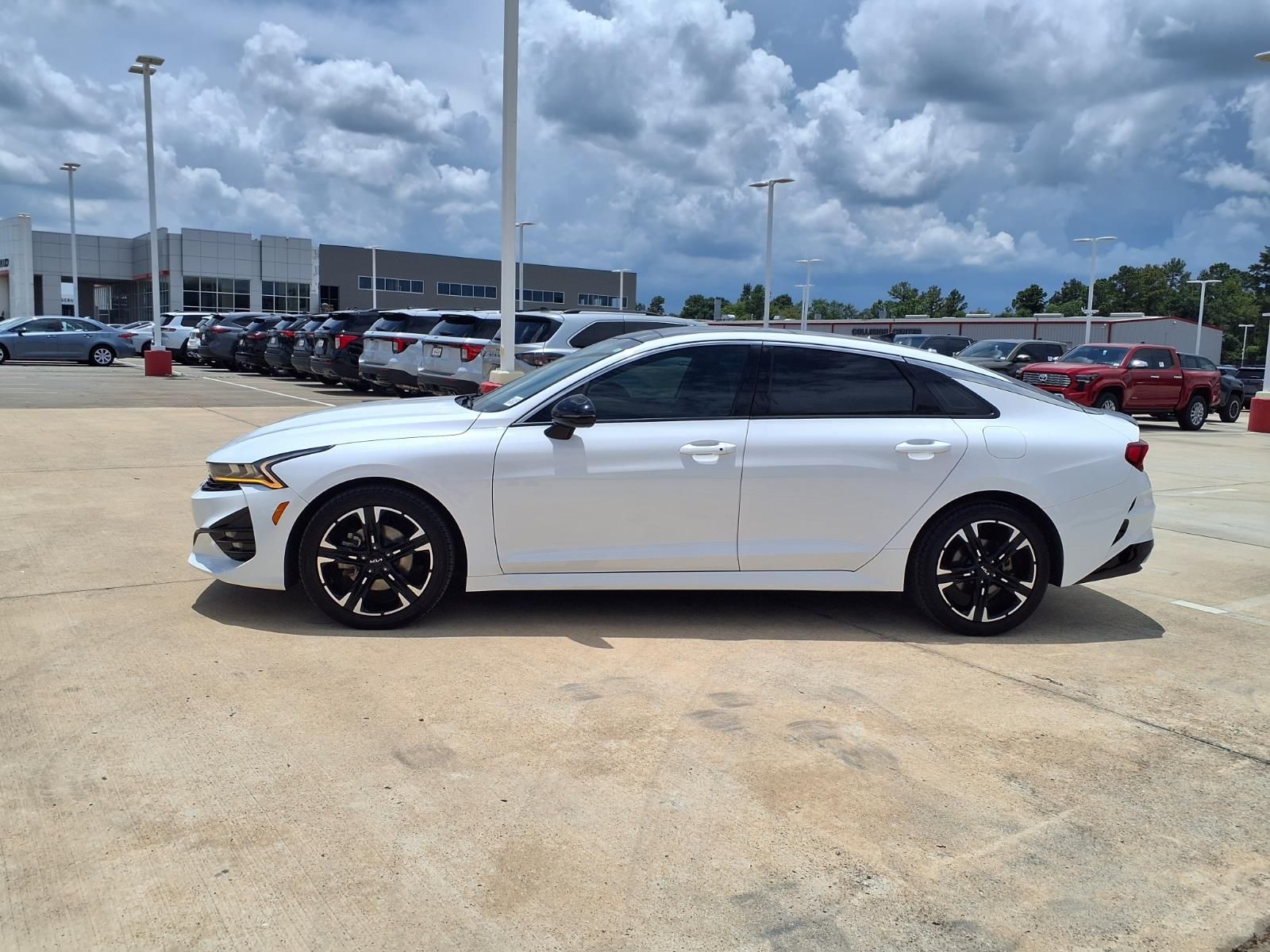 2024 Kia K5 GT-Line White at Emmons Autoplex
