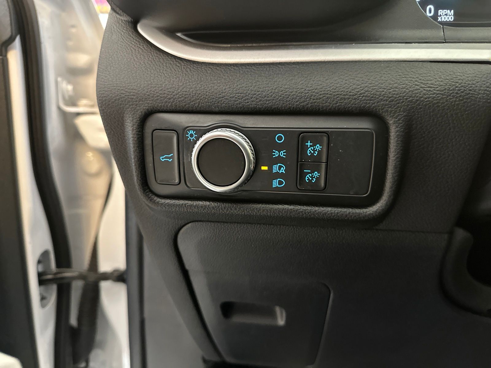 Certified Used 2022 Oxford White Ford XLT image 20