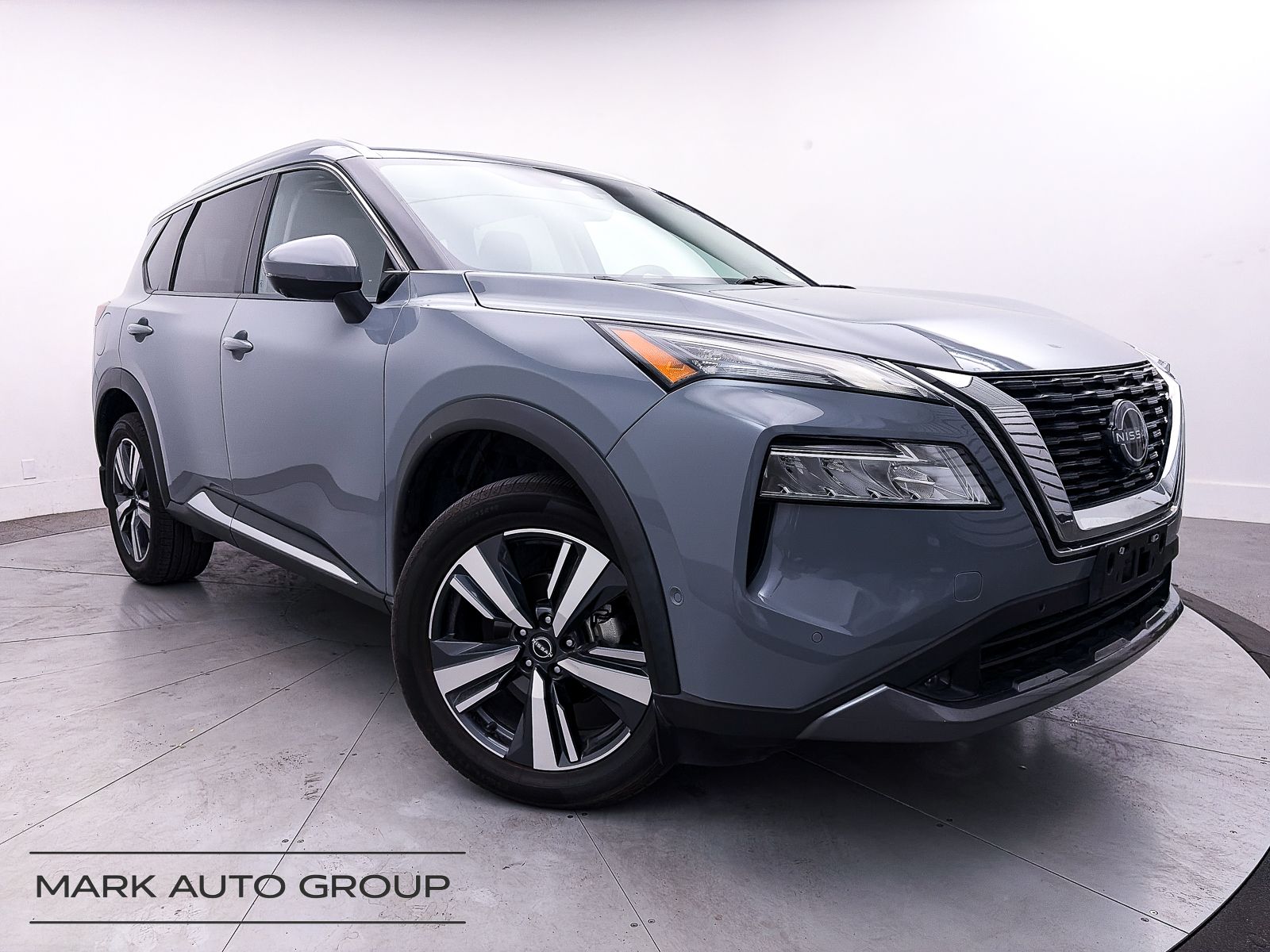 2022 Nissan Rogue SL