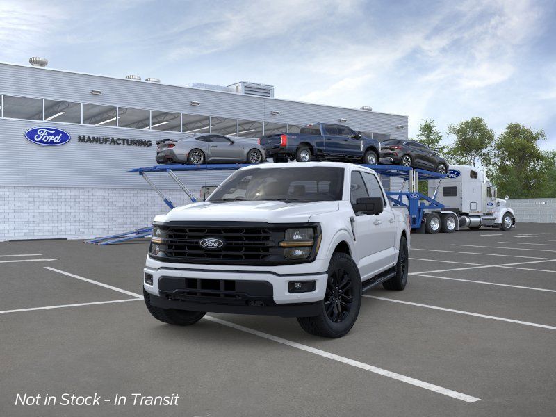 New 2026 Oxford White Ford XLT image 4