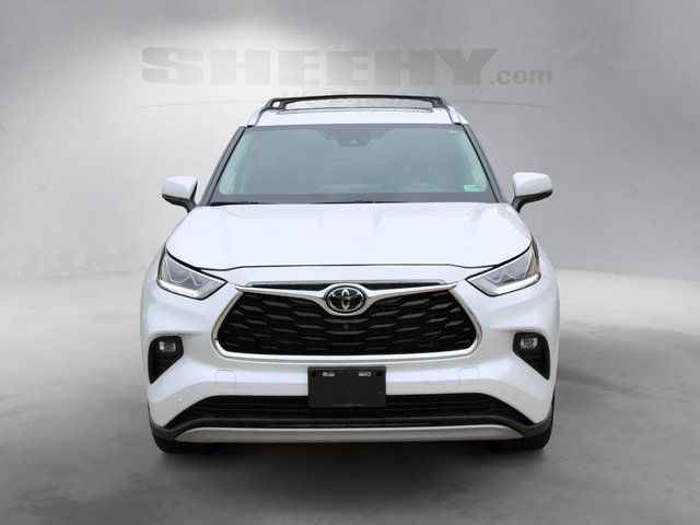 Used 2024 Beige Toyota Platinum image 3