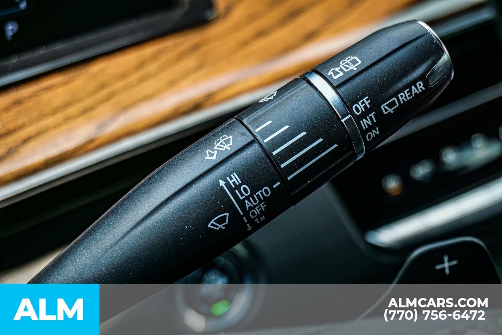 Used 2023 Gray Cadillac Sport Platinum image 34