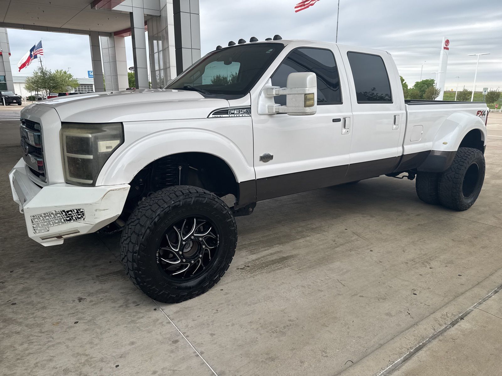 2016 Ford F-350 Super Duty King Ranch Crew Cab LB DRW 4WD