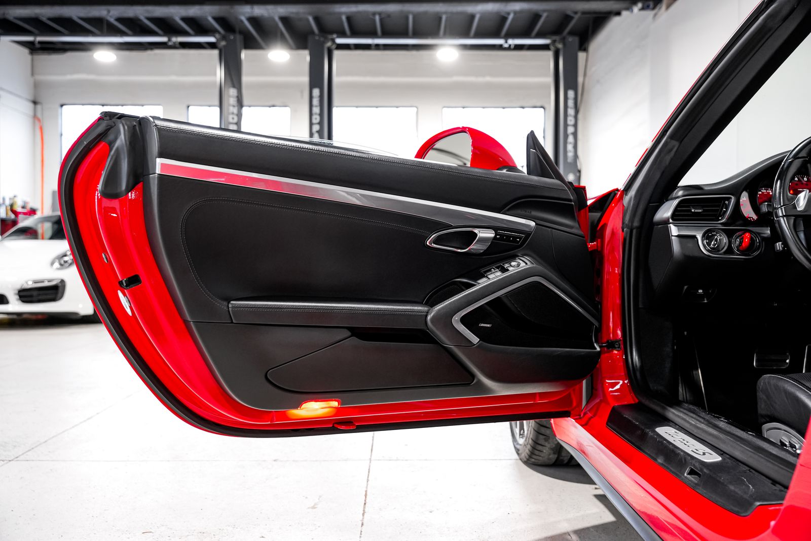 2015 Porsche 911 Targa 4S — photo 25