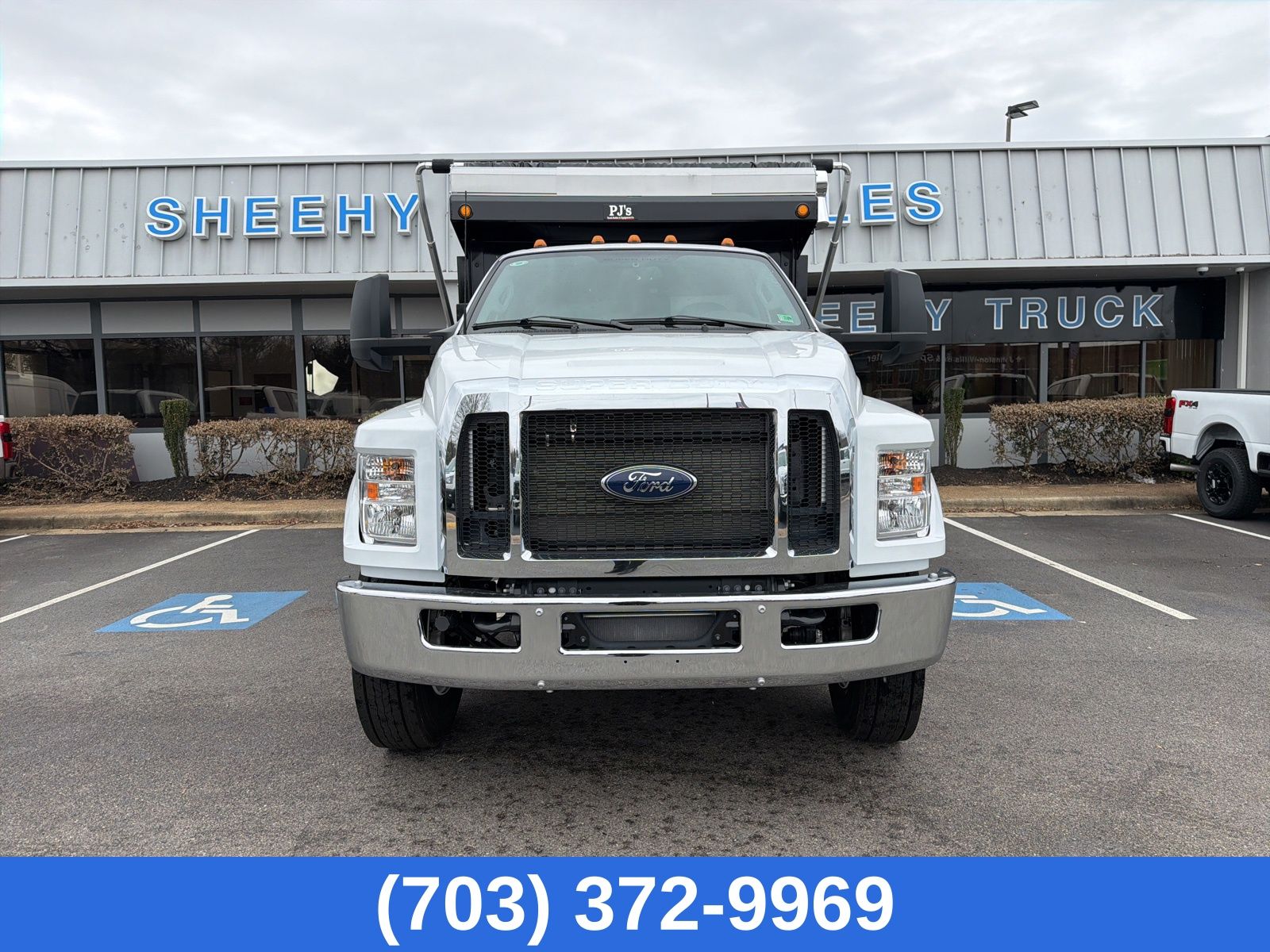 New 2026 Oxford White Ford Base image 8