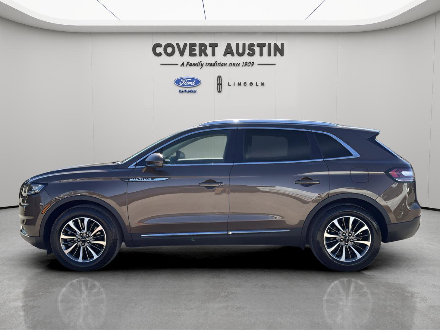 Used Car 2022 Lincoln Nautilus  Standard For Sale Under $35,000 In Austin, Texas