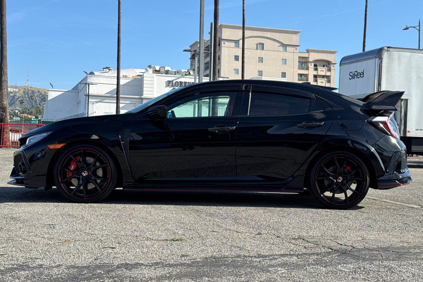 View vehicle photo 7