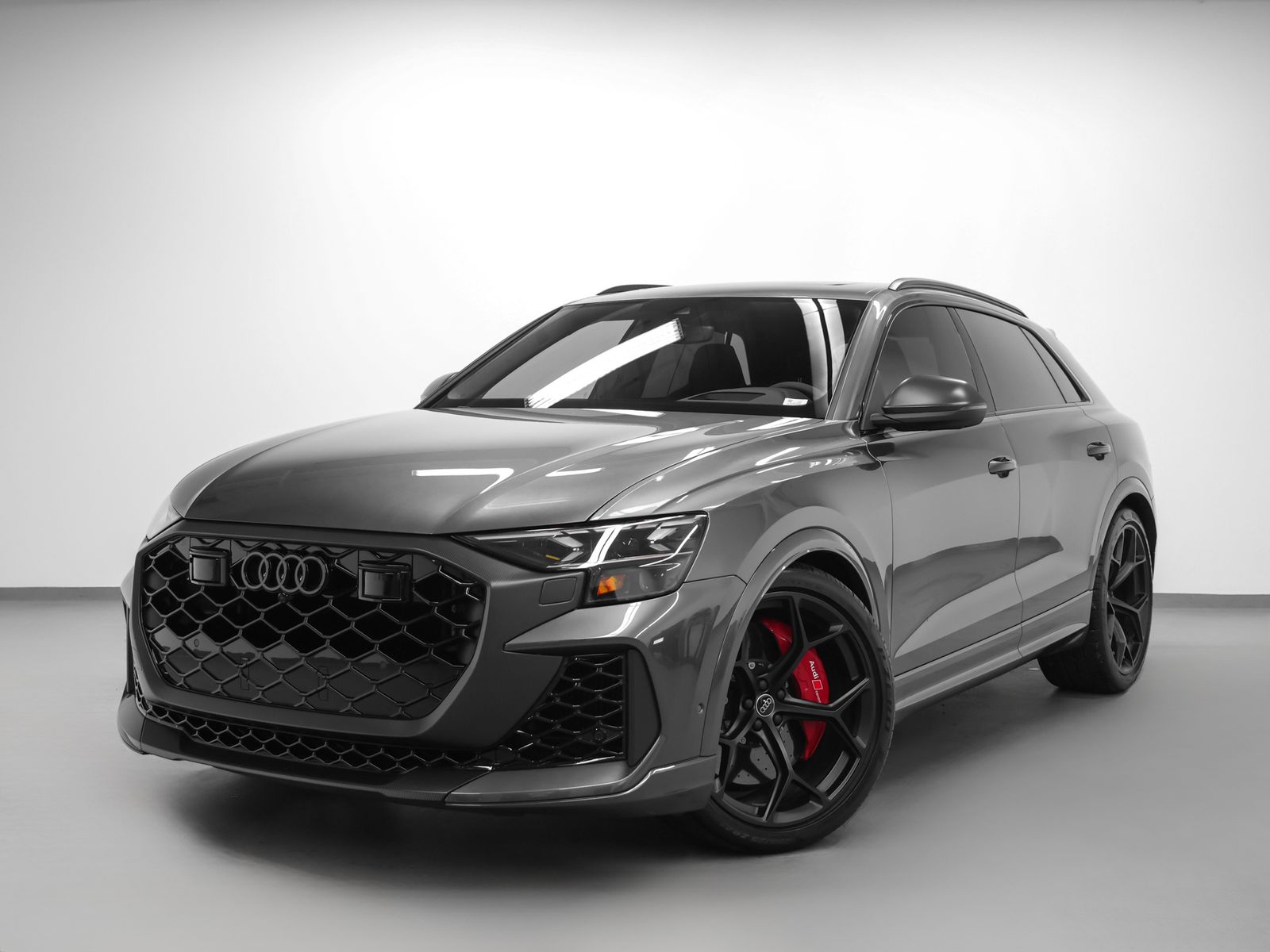 2025 Audi RS Q8 4.0T quattro Performance