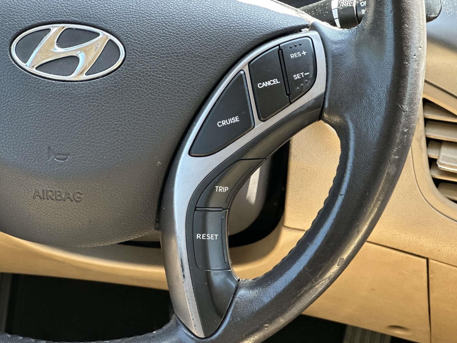 Used 2013 White Hyundai Limited image 16