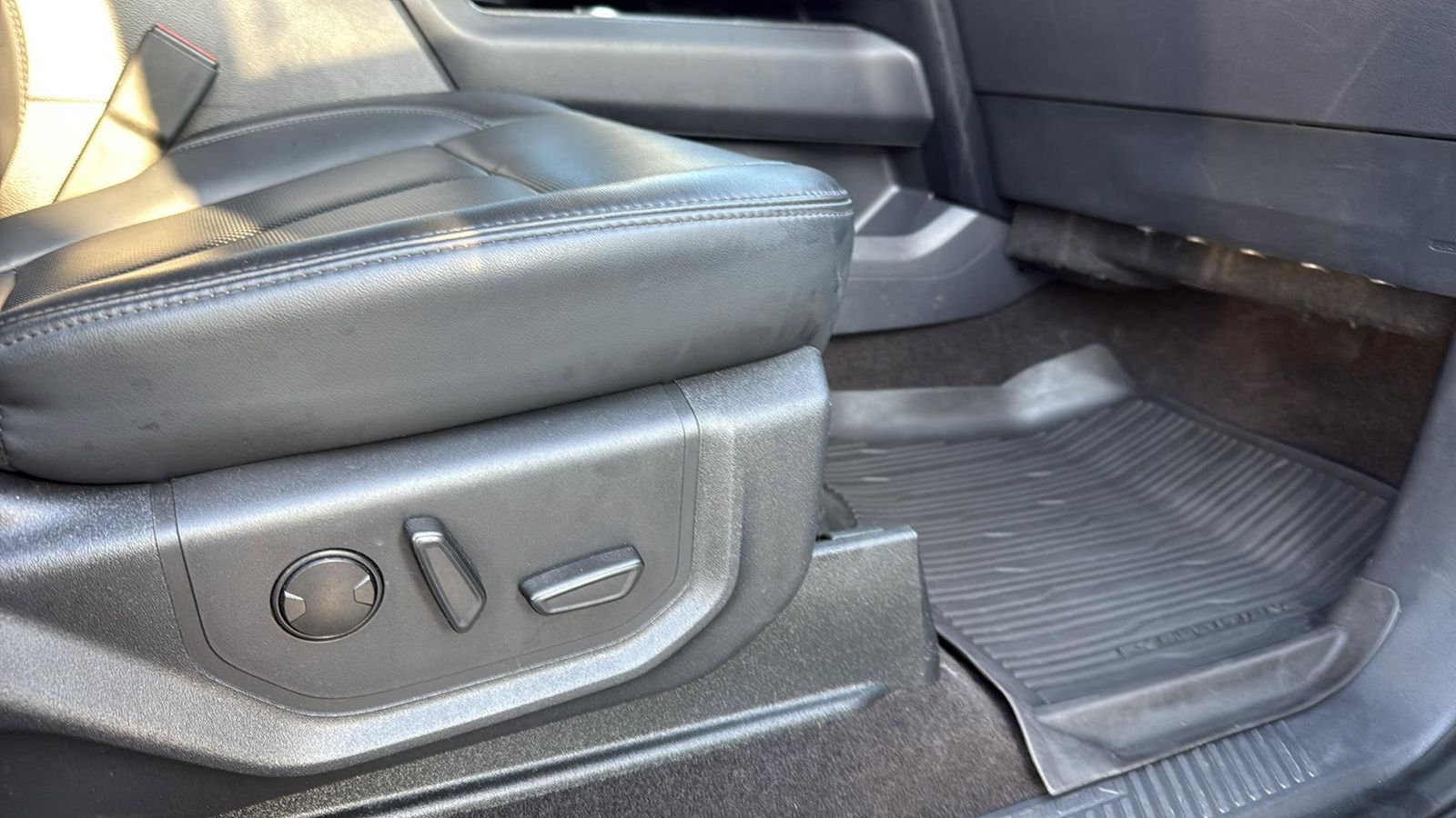 Used Car 2023 Ford Expedition  Xlt For Sale Under $50,000 In Austin, Texas