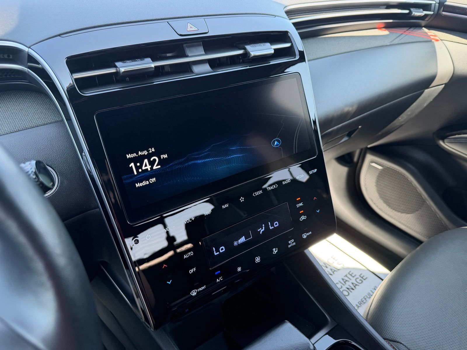 2022 Hyundai Santa Cruz image 19