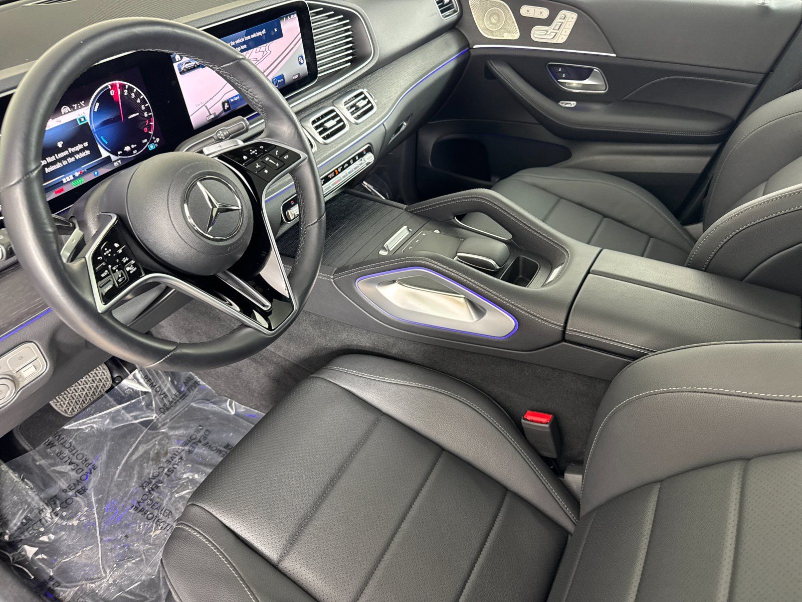 2025 Mercedes-Benz GLE GLE 450e — full photo 10 of 29
