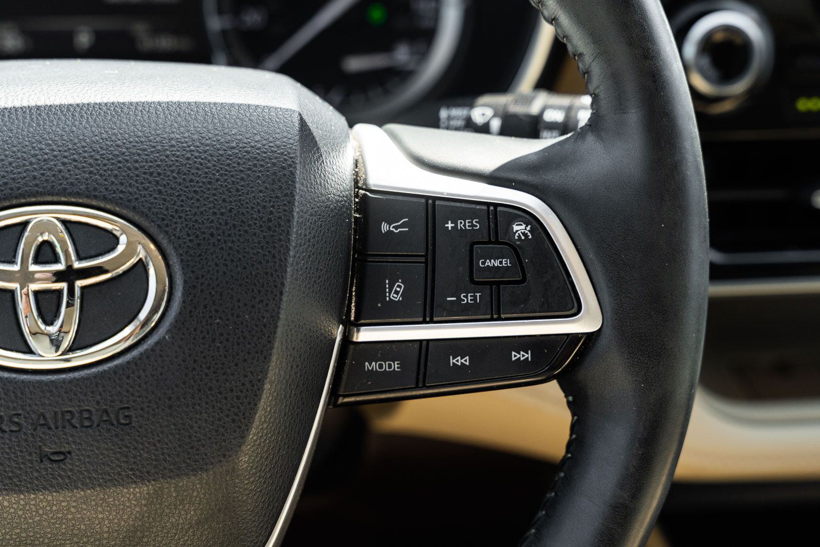 Used 2022 Toyota Highlander SUV