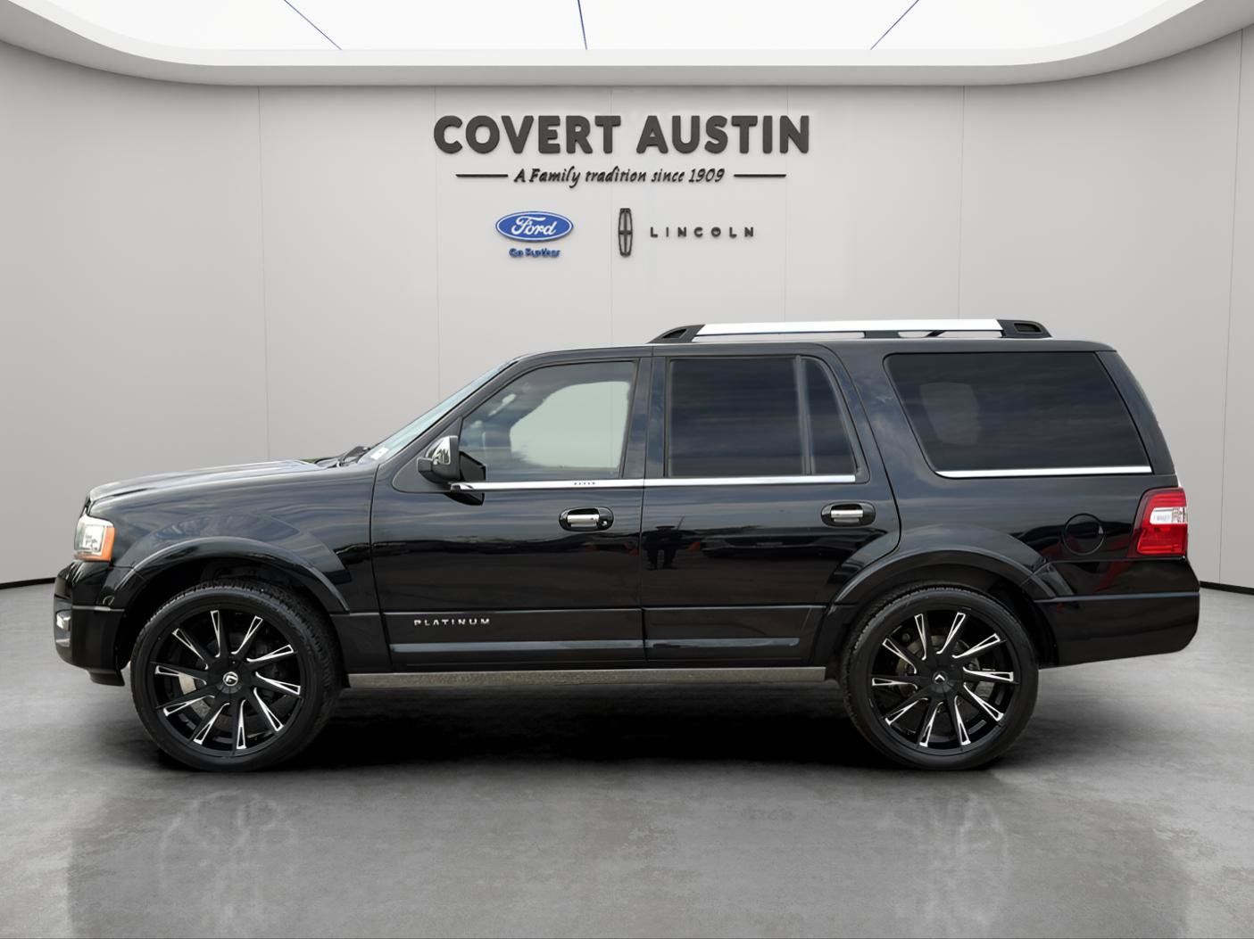 Used Car 2016 Ford Expedition  Platinum For Sale Under $20,000 In Austin, Texas
