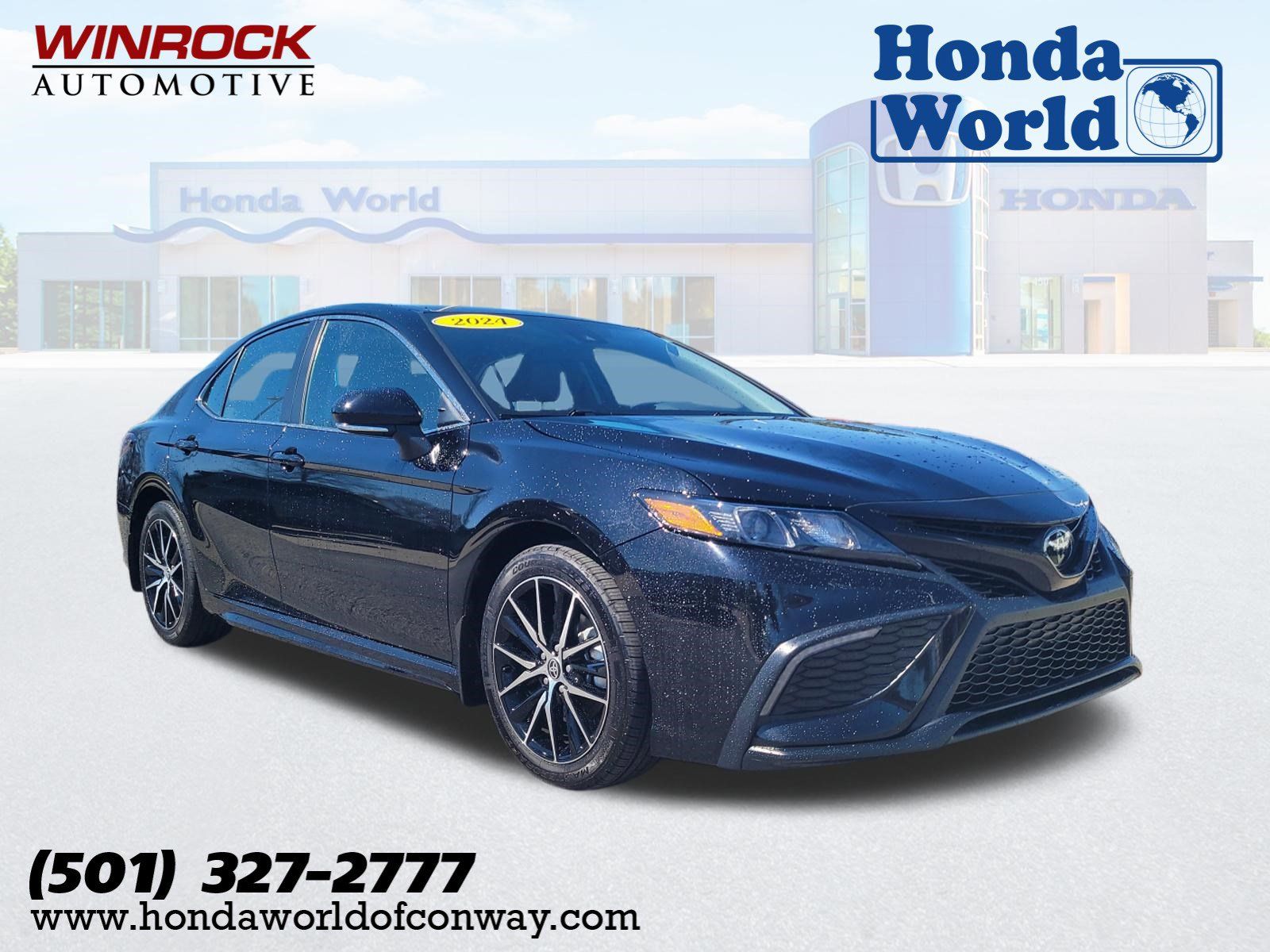 2024 Toyota Camry SE FWD