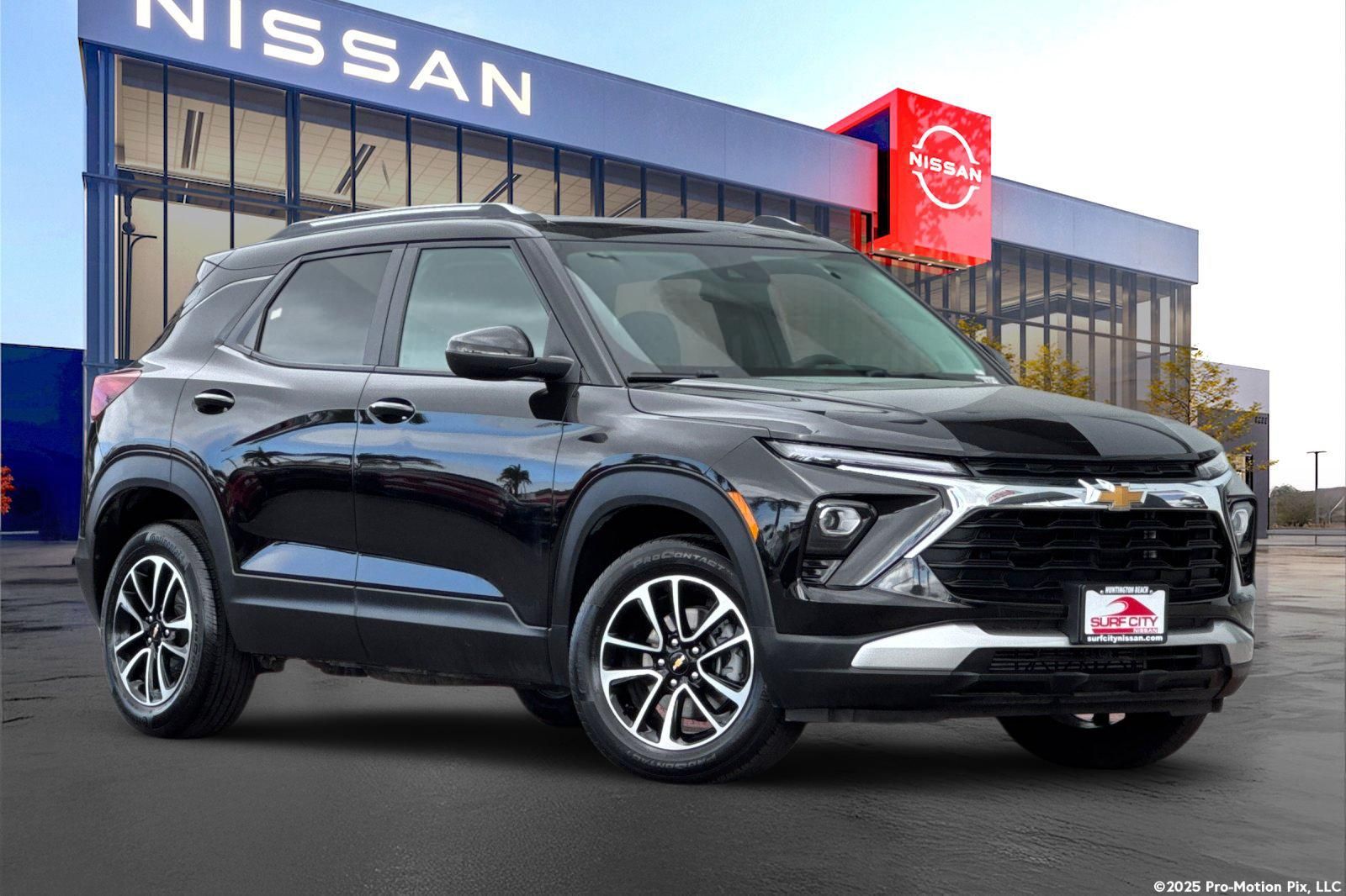 Black Metallic 2025 Chevrolet Trailblazer LT AWD SUV / Crossover Four-Wheel Drive 9-Speed Automatic