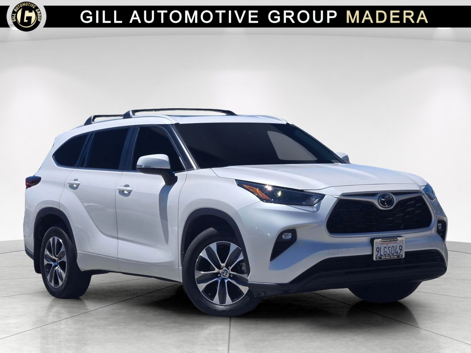 Pearl 2024 Toyota Highlander SUV / Crossover All-Wheel Drive 8-Speed Automatic