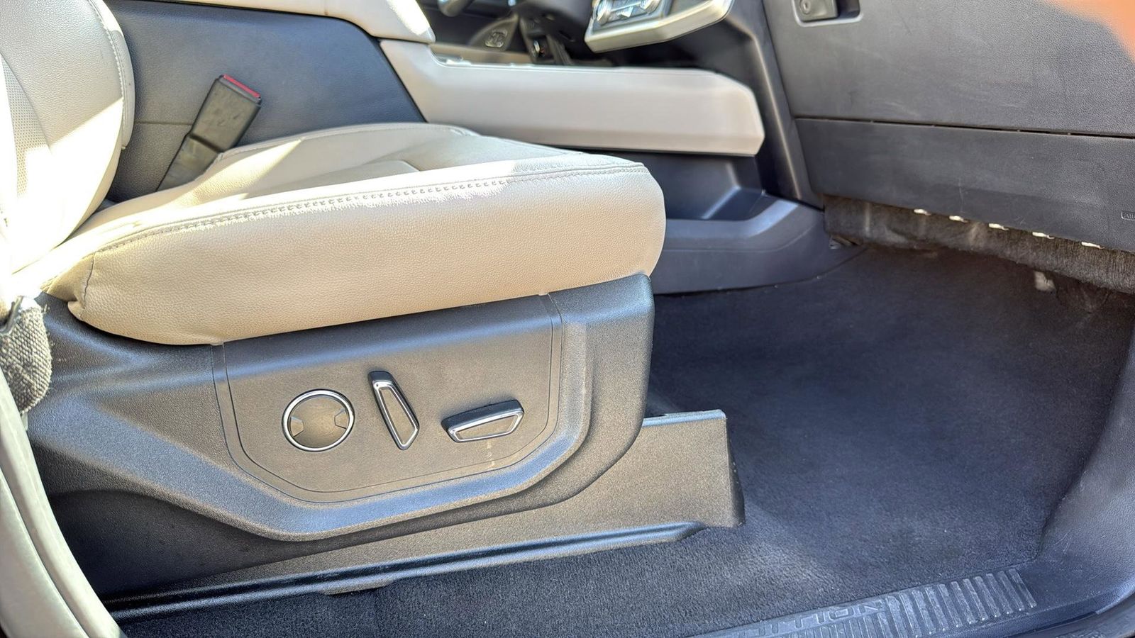 Used Car 2024 Ford Expedition Max  Limited For Sale Under $60,000 In Austin, Texas