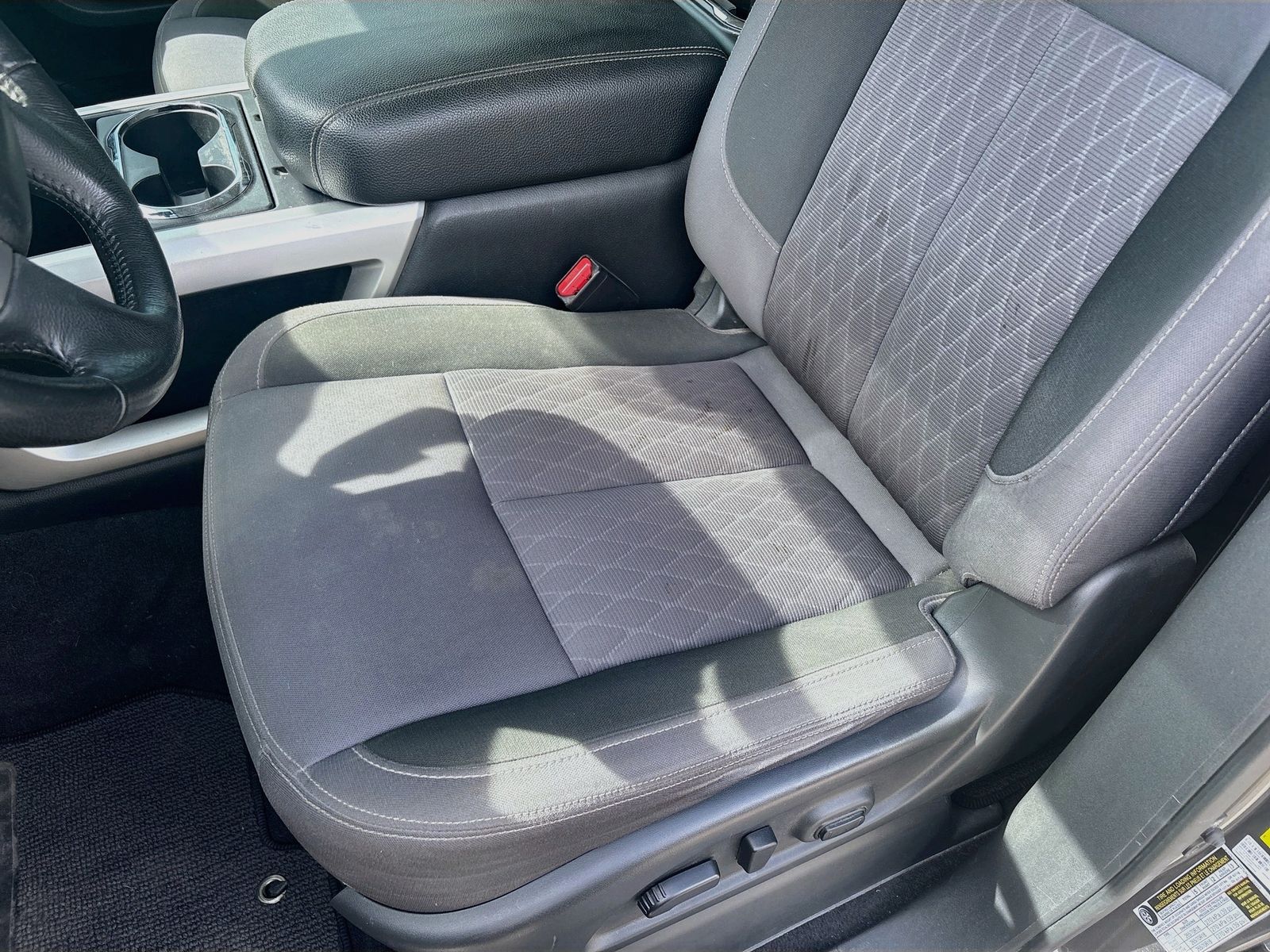 Used 2021 Gray Nissan SV image 20