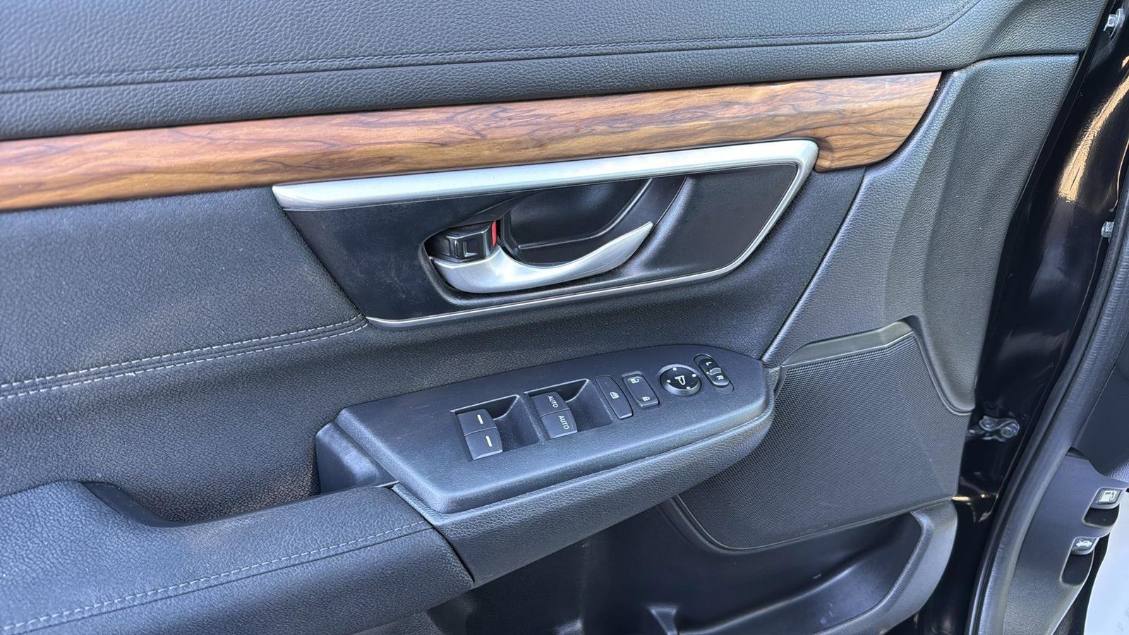 Used Car 2021 Honda Cr-v  Ex For Sale Under $25,000 In Austin, Texas