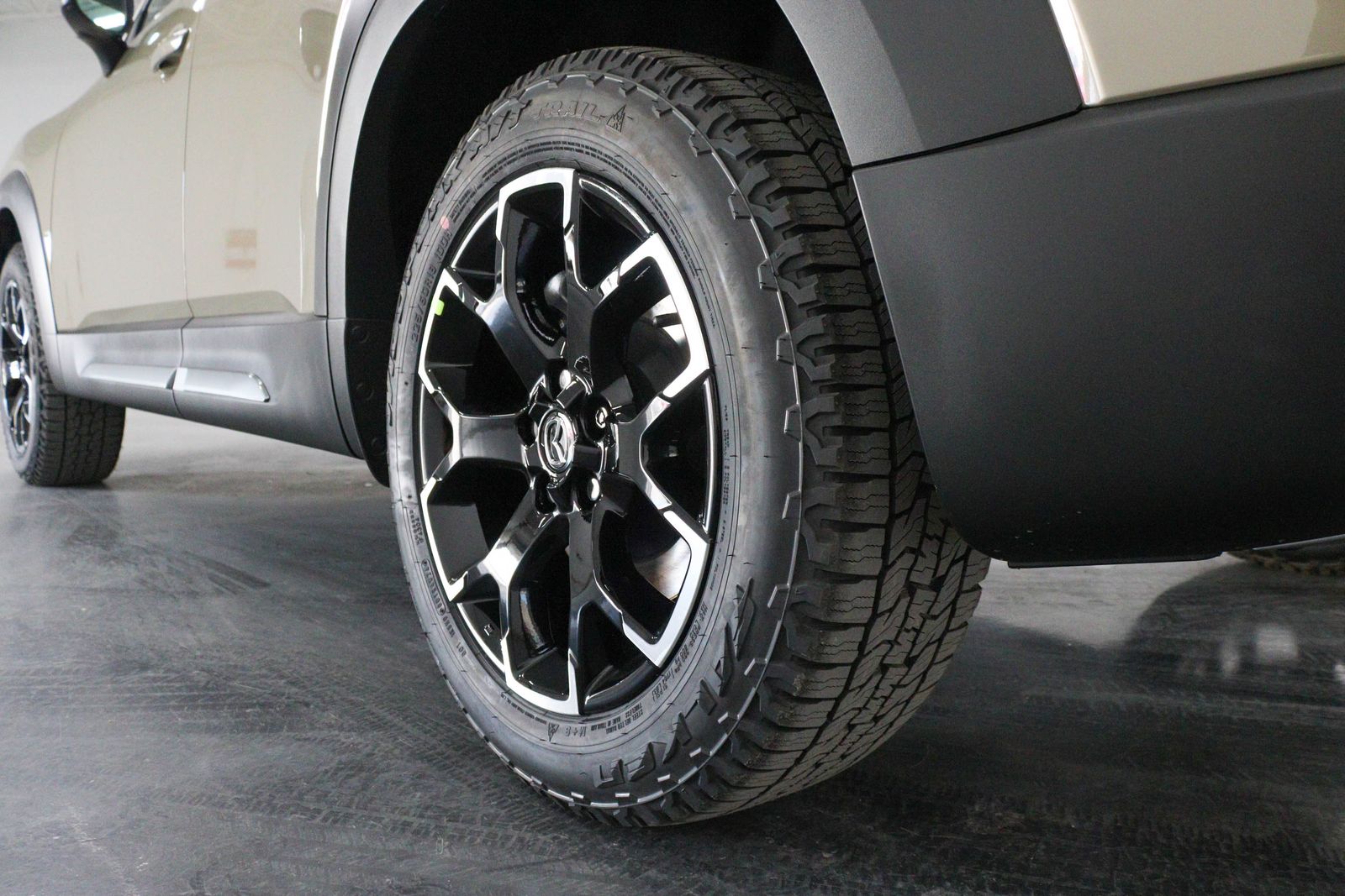New Car 2025 Mazda Cx-50  2.5 Turbo Meridian Edition For Sale Under $50,000 In Austin, Texas
