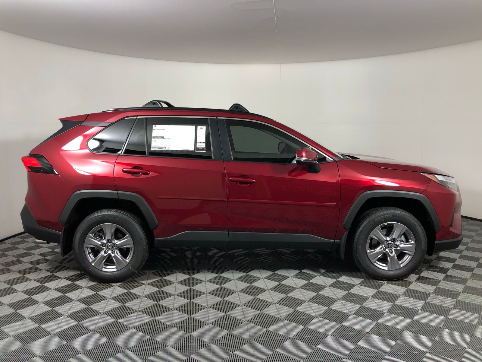 Thumbnail: 2025 Toyota RAV4 - 4