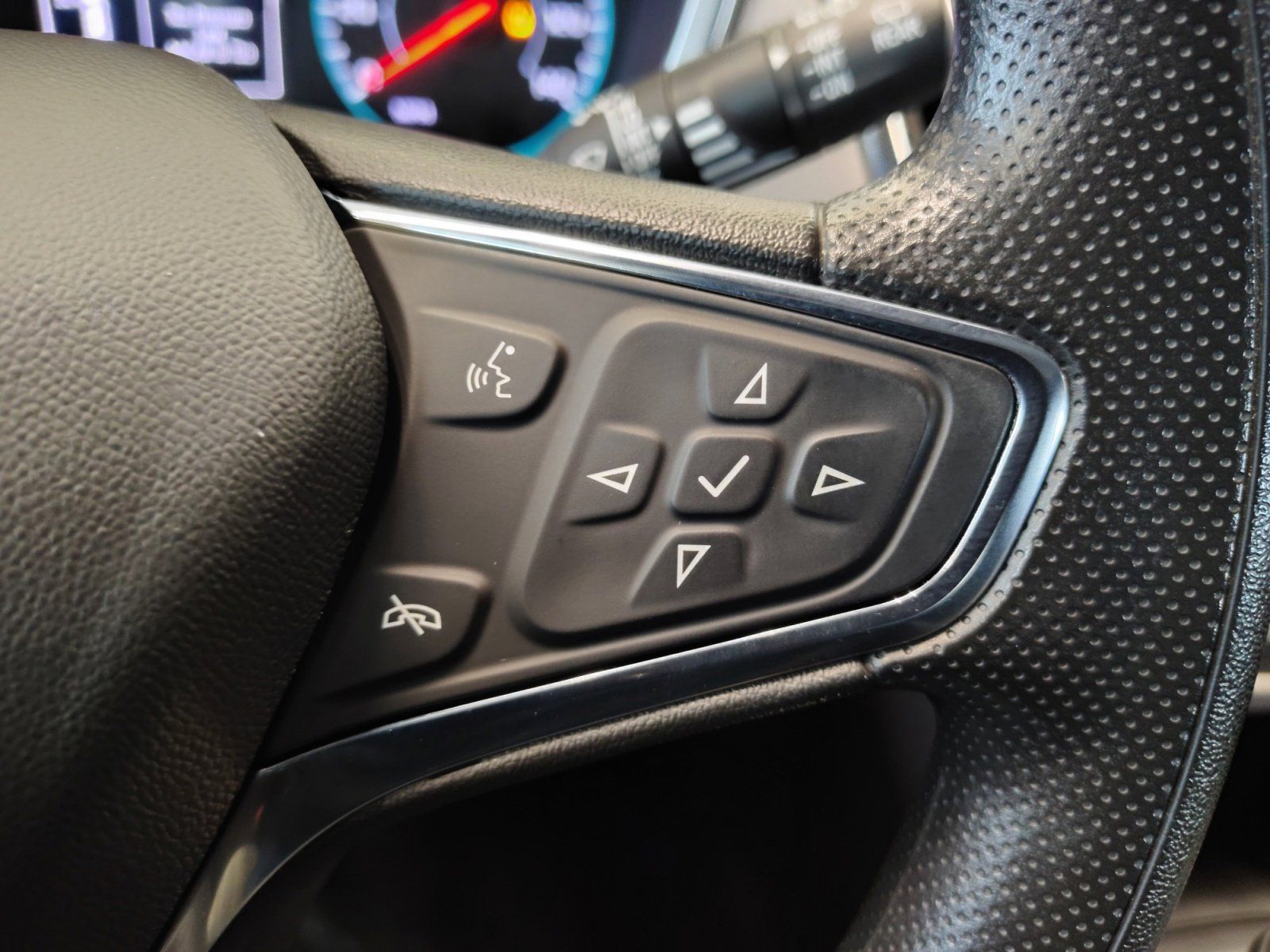 Used Car 2024 Chevrolet Equinox  Ls For Sale Under $25,000 In San Antonio, Texas