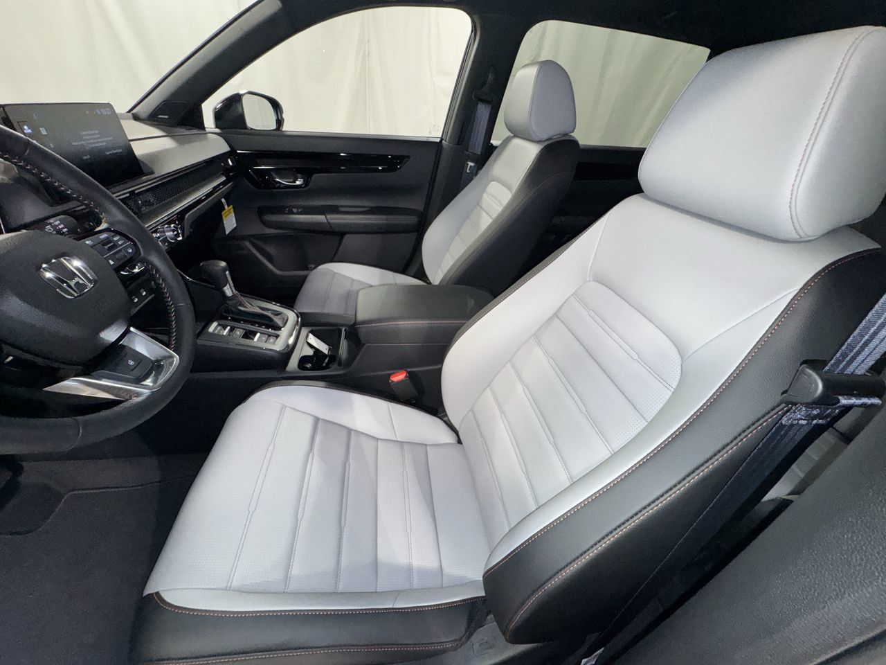 new 2026 Honda CR-V Hybrid car, priced at $44,455