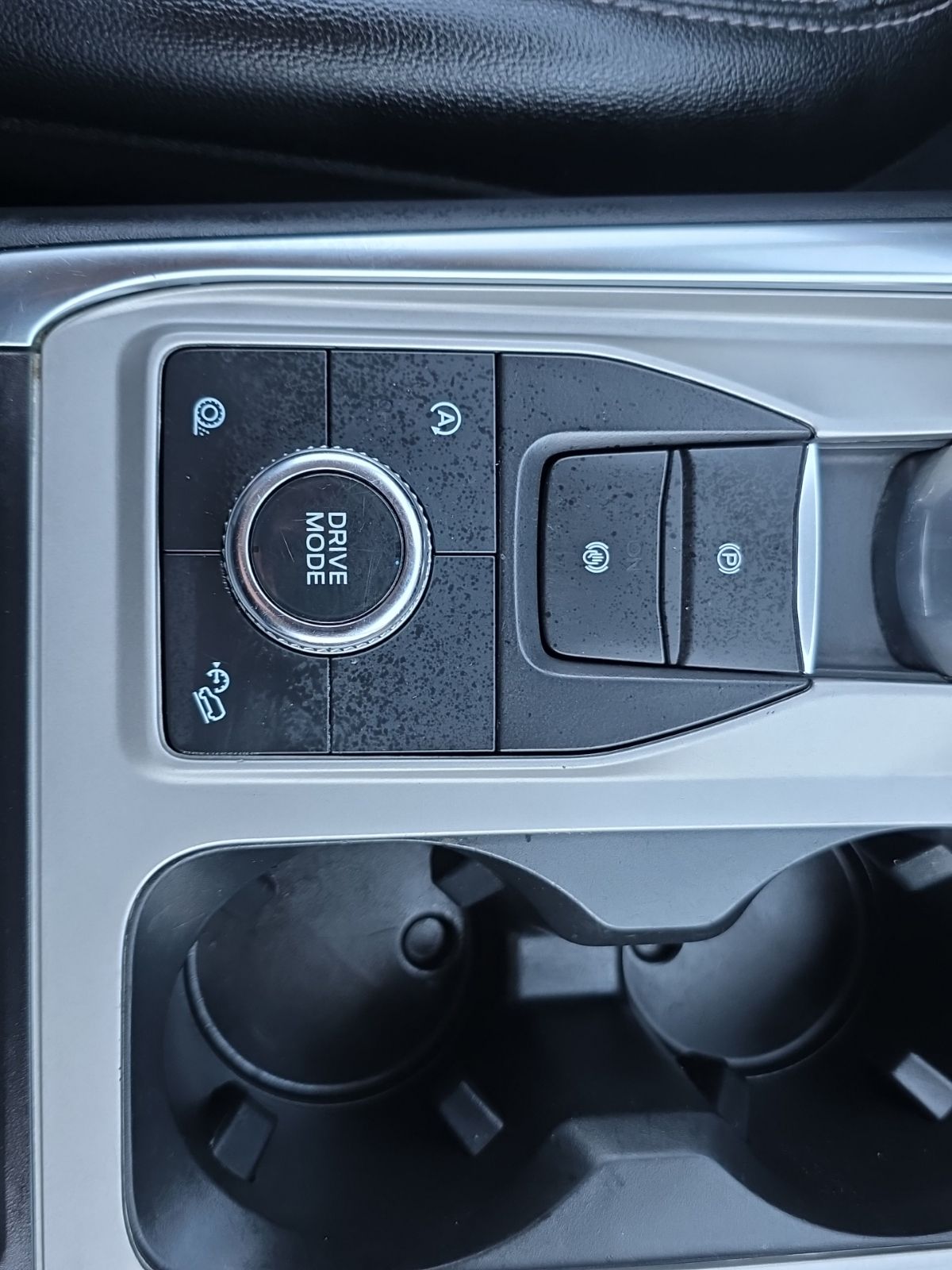 Used 2023 Silver Ford Limited image 27