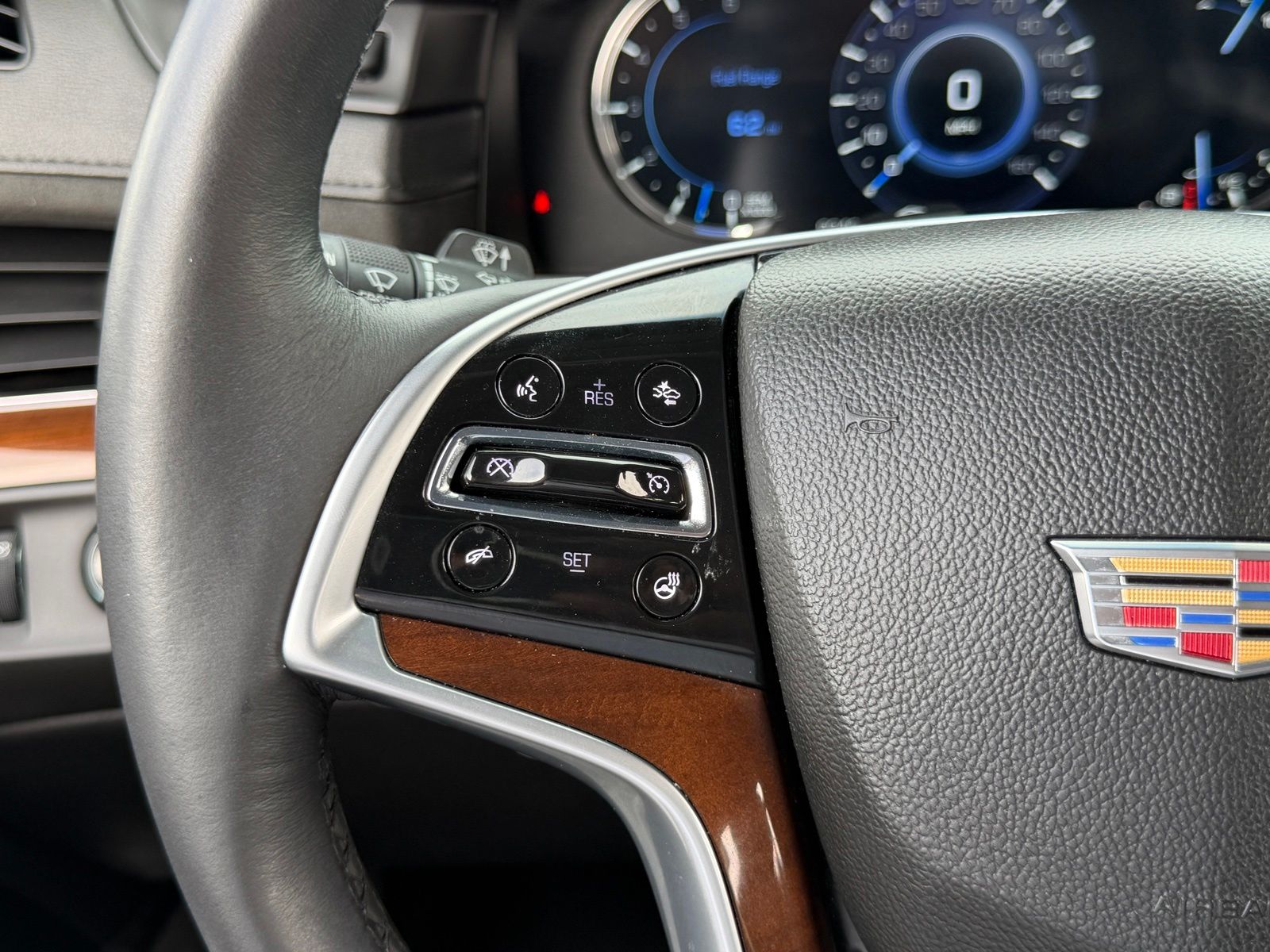 Used 2017 Radiant Silver Metallic Cadillac Luxury image 32
