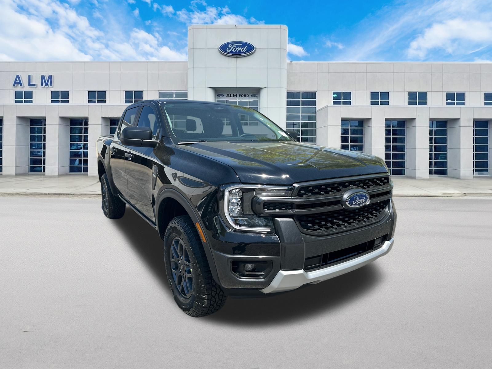 New 2026 Shadow Black Ford XLT image 4