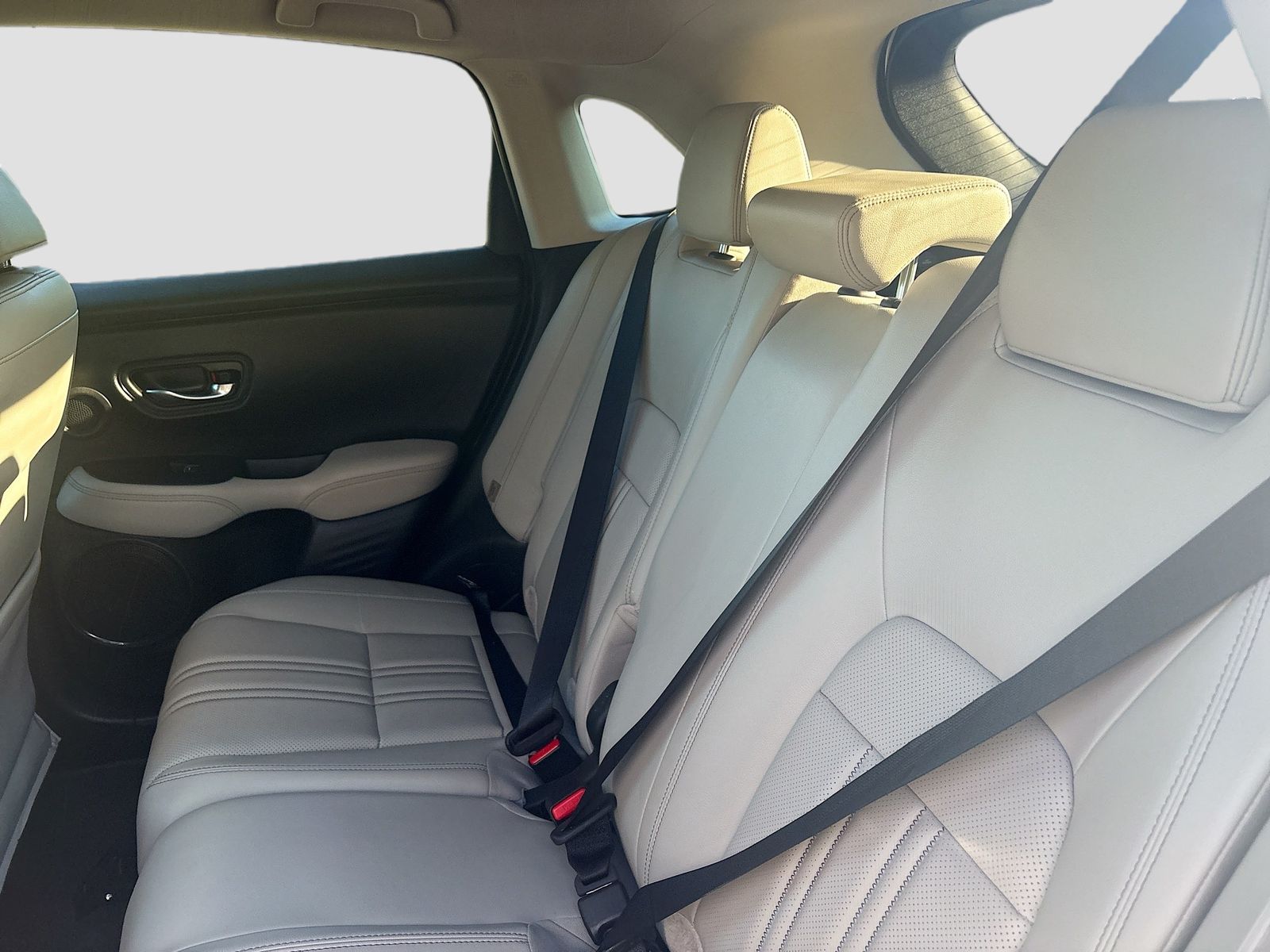 Used 2026 Silver Honda EX-L image 23