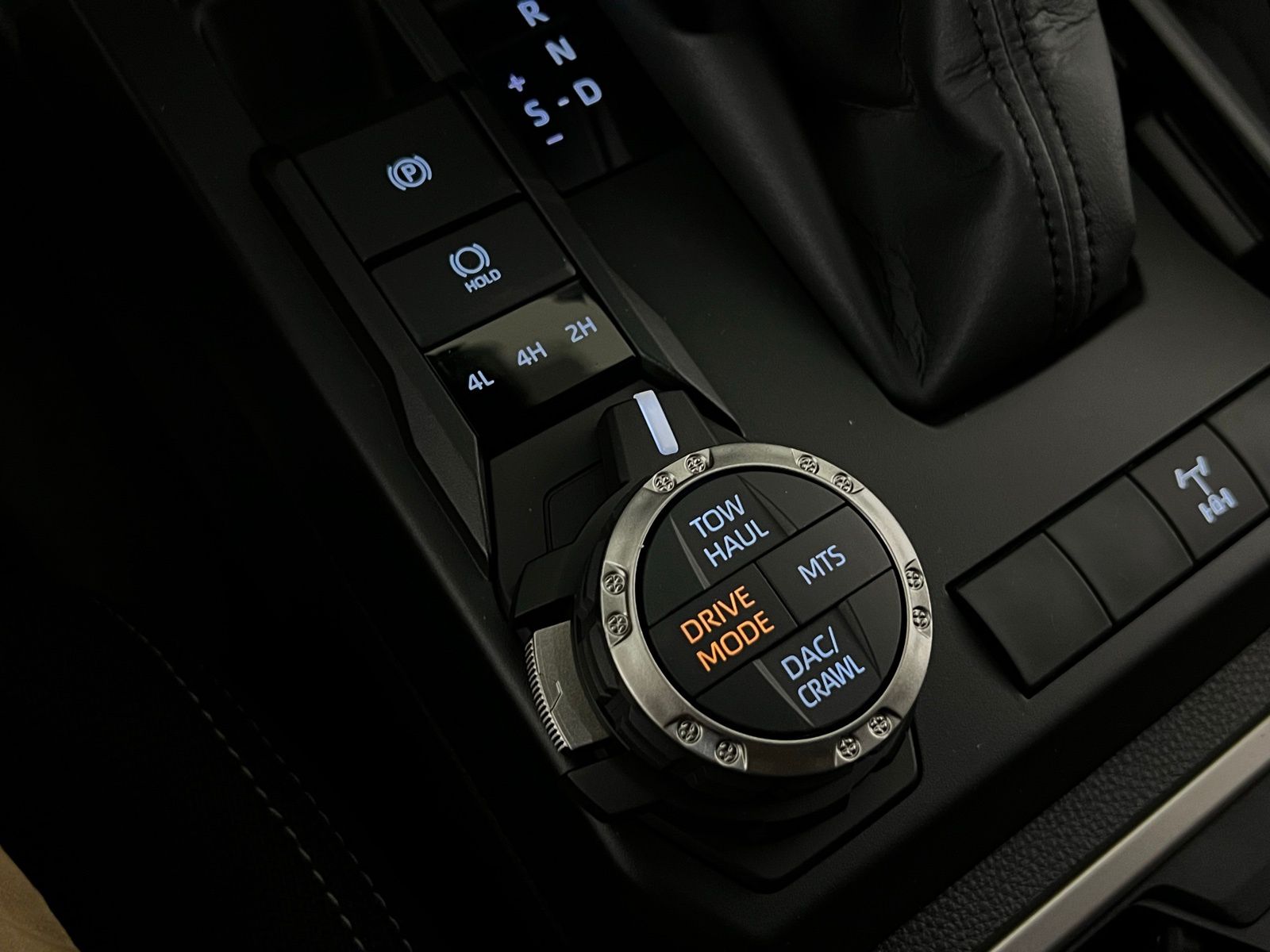 Thumbnail: 2025 Toyota 4Runner - 16