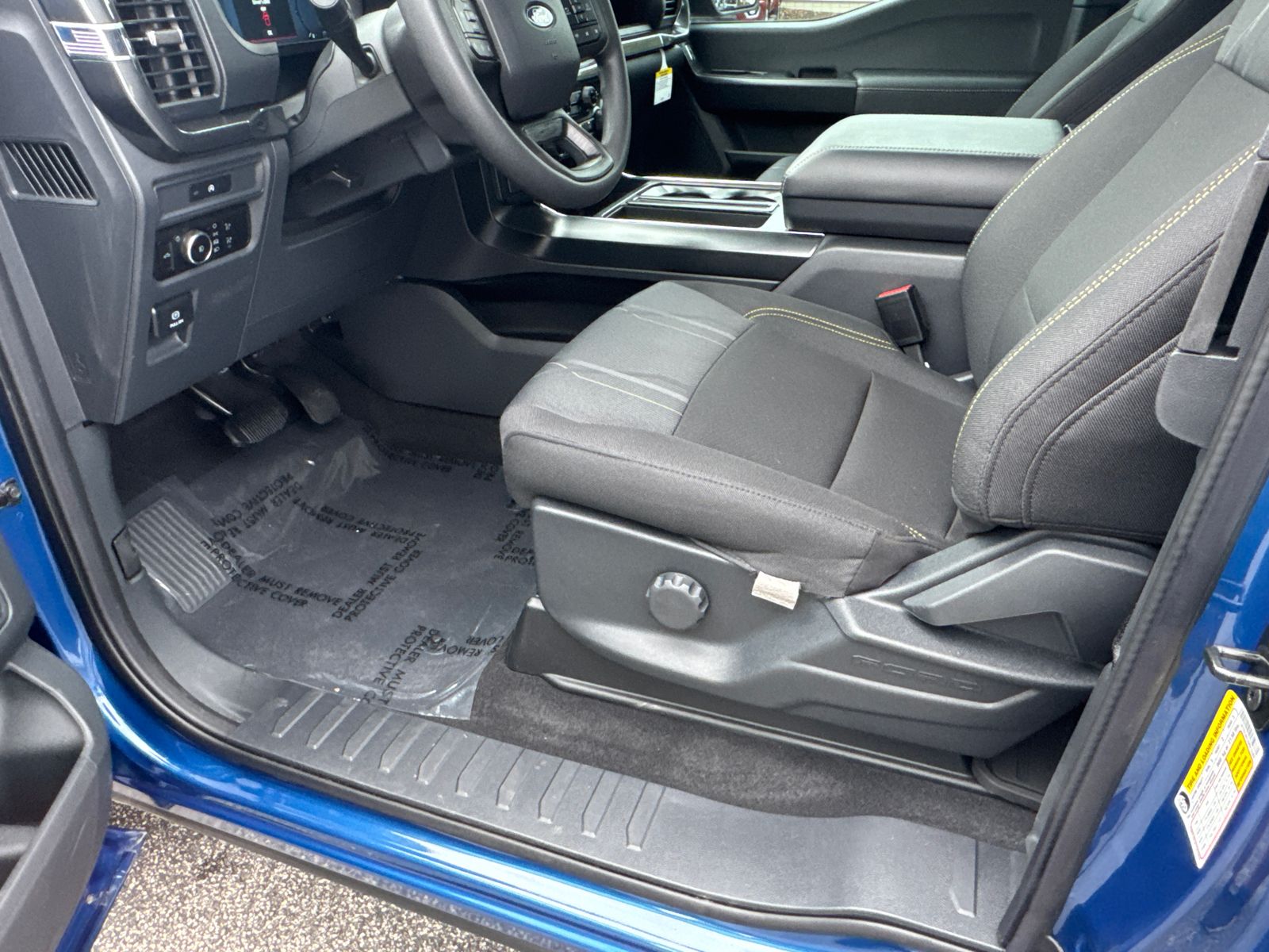 2025 Ford F-150 STX photo 9