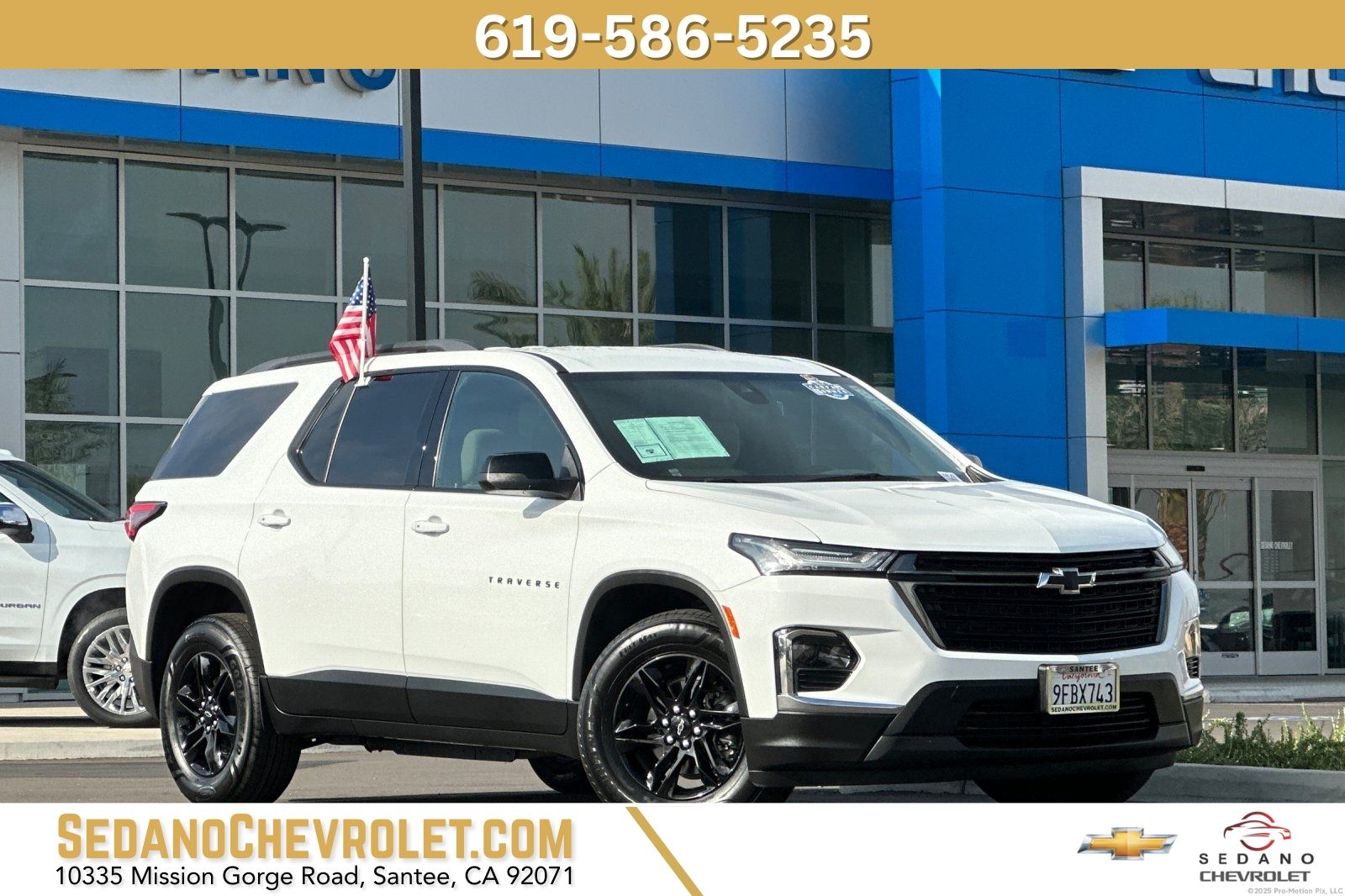 2023 Chevrolet Traverse LS FWD