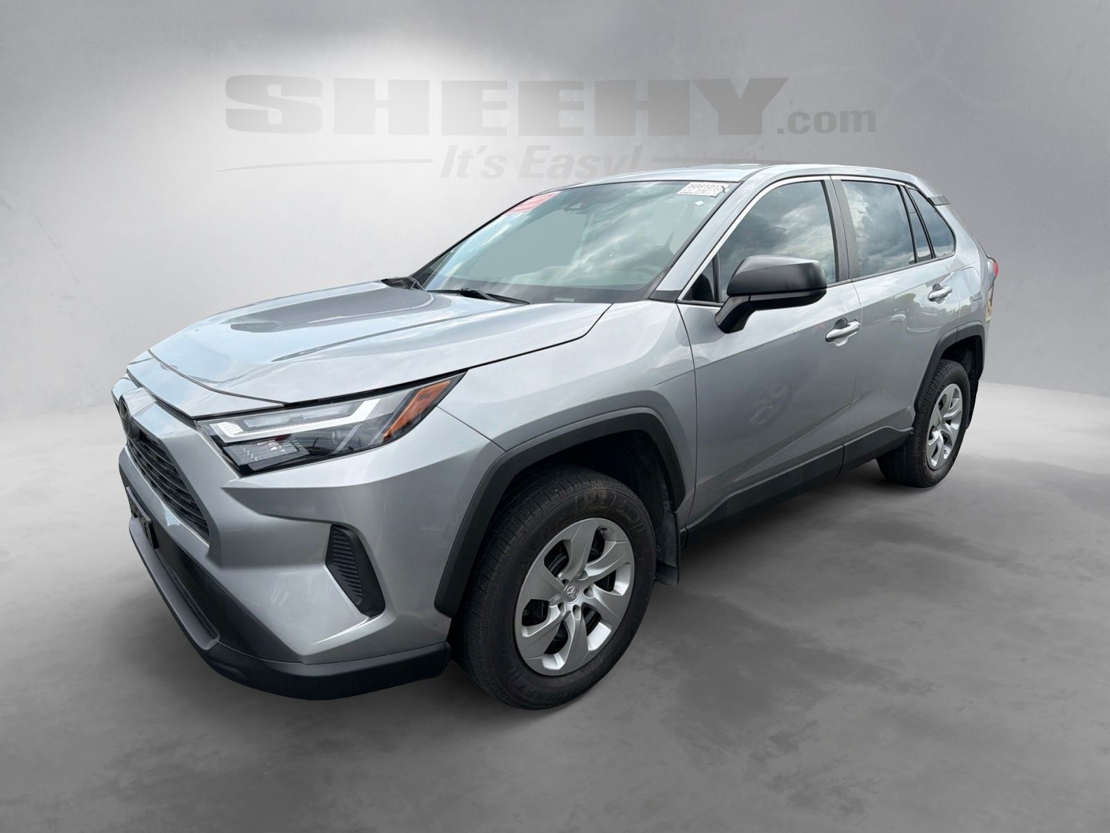 Used 2023 Silver Toyota LE image 4