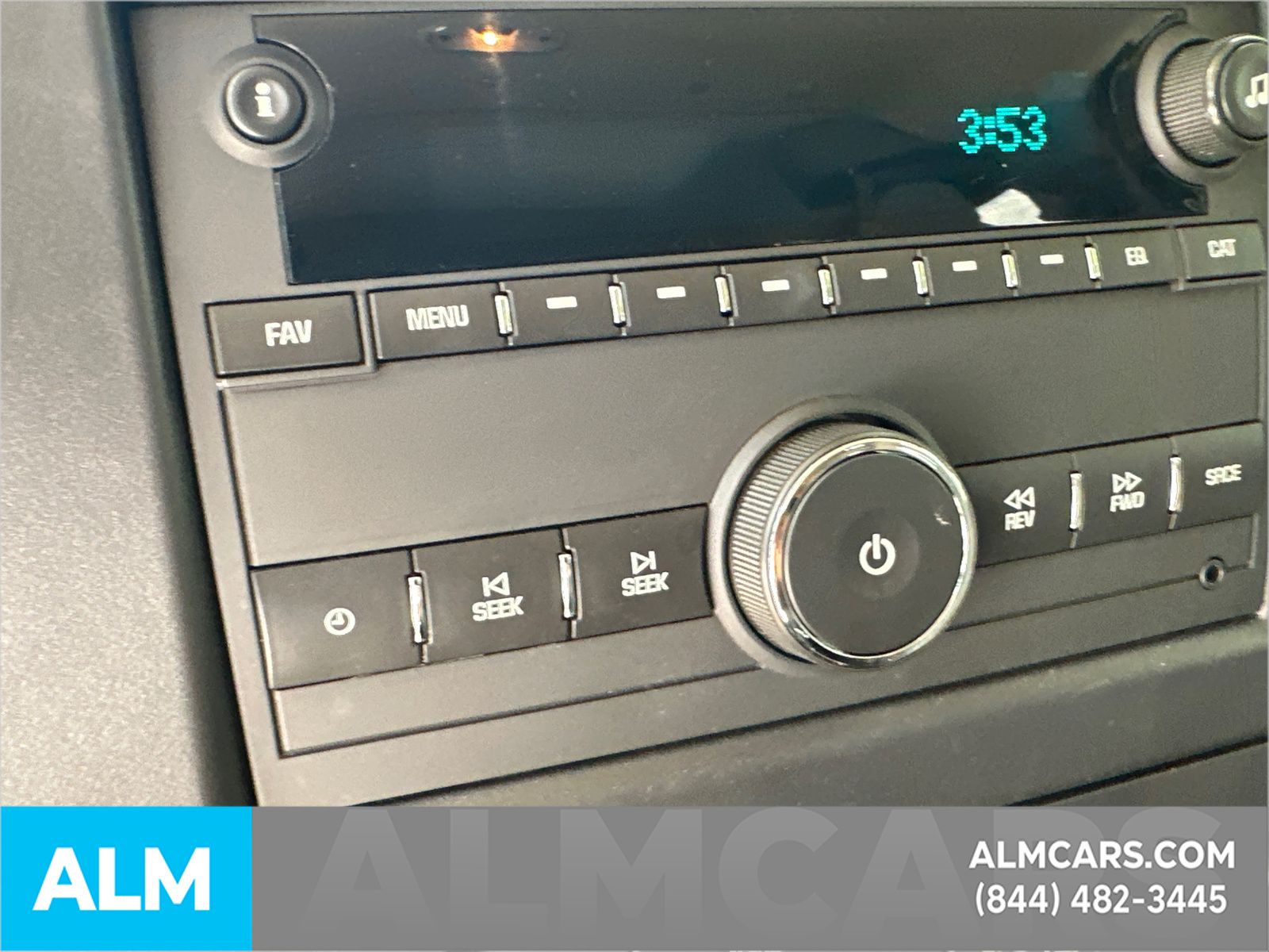 Used 2025 White Chevrolet LT image 29