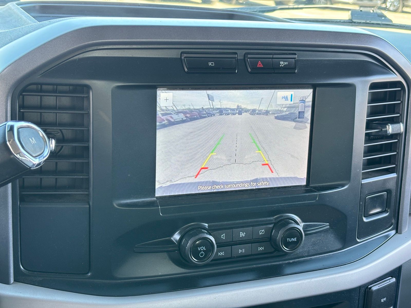 View vehicle photo 7