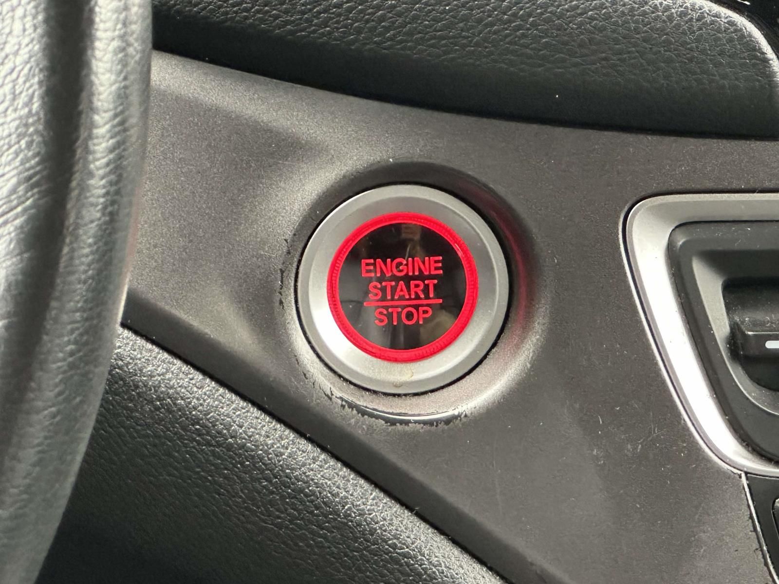 Used 2017  Honda EX-L image 23
