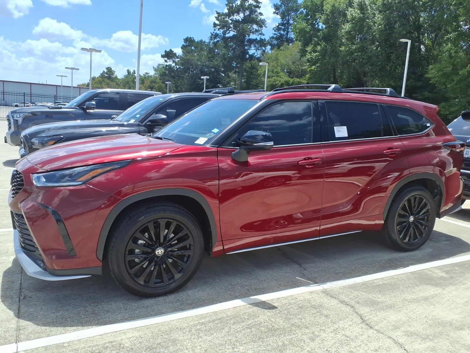 2026 Toyota Highlander XSE Red at Gullo Toyota