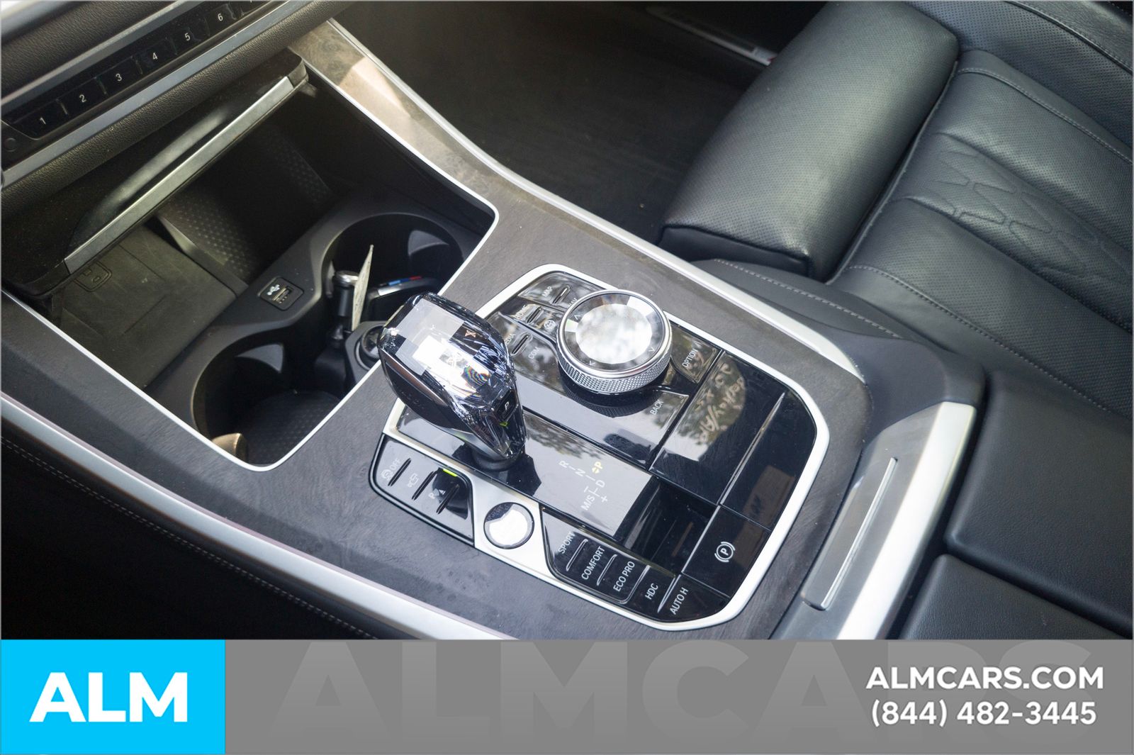 Used 2022 Black BMW xDrive40i image 9