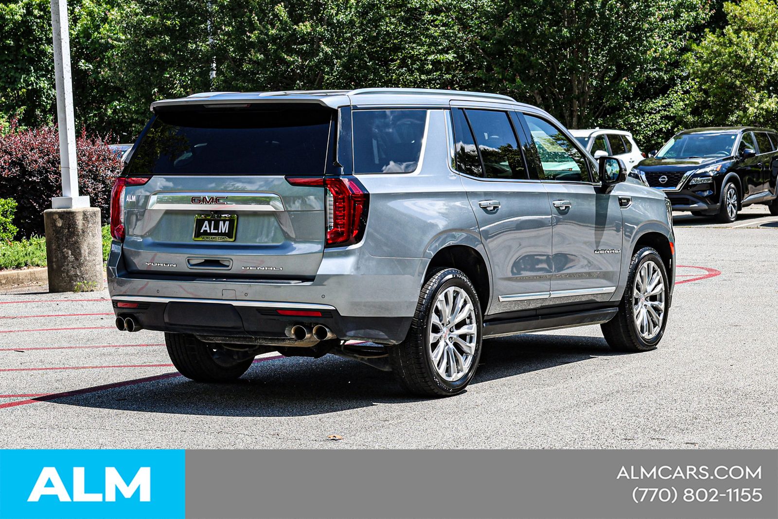 Used 2023 Silver GMC Denali image 7