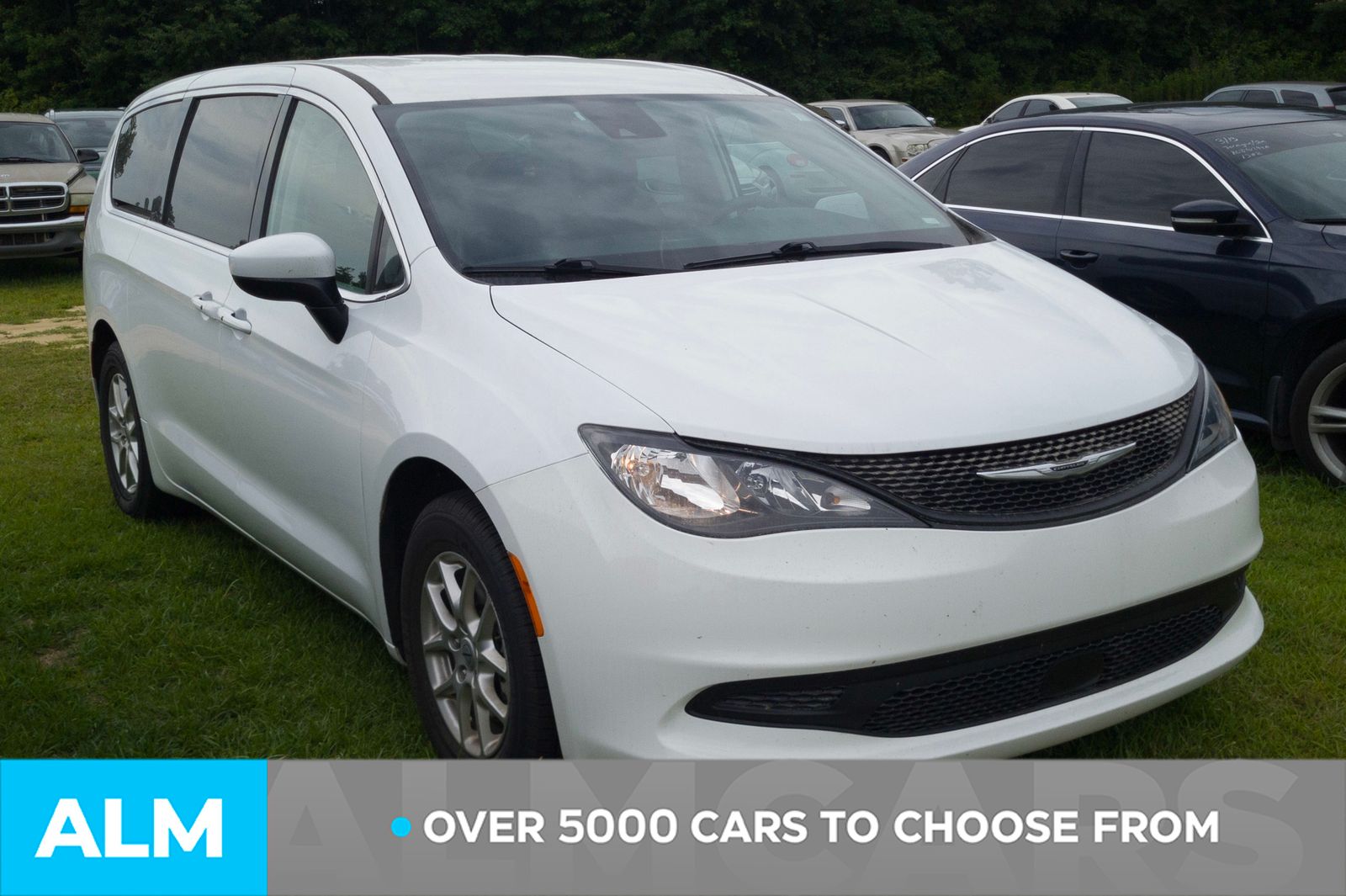 Used 2023 Bright White Clearcoat Chrysler LX image 3