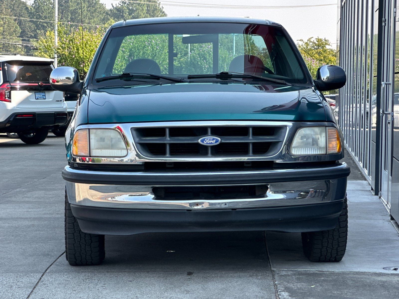 1997 Ford F-150 Pickup Truck Rear-Wheel Drive