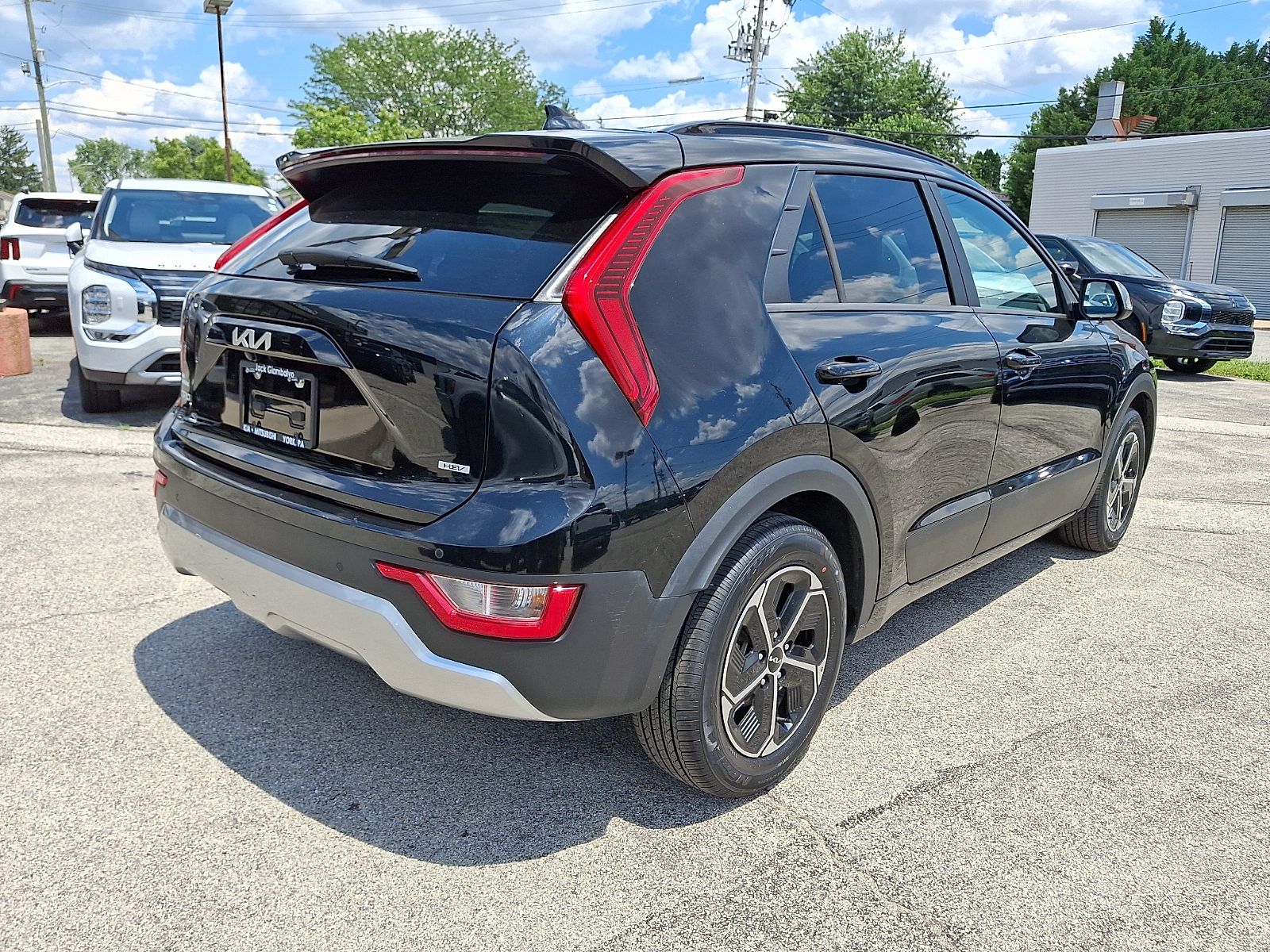 Used 2023 Kia Niro SUV